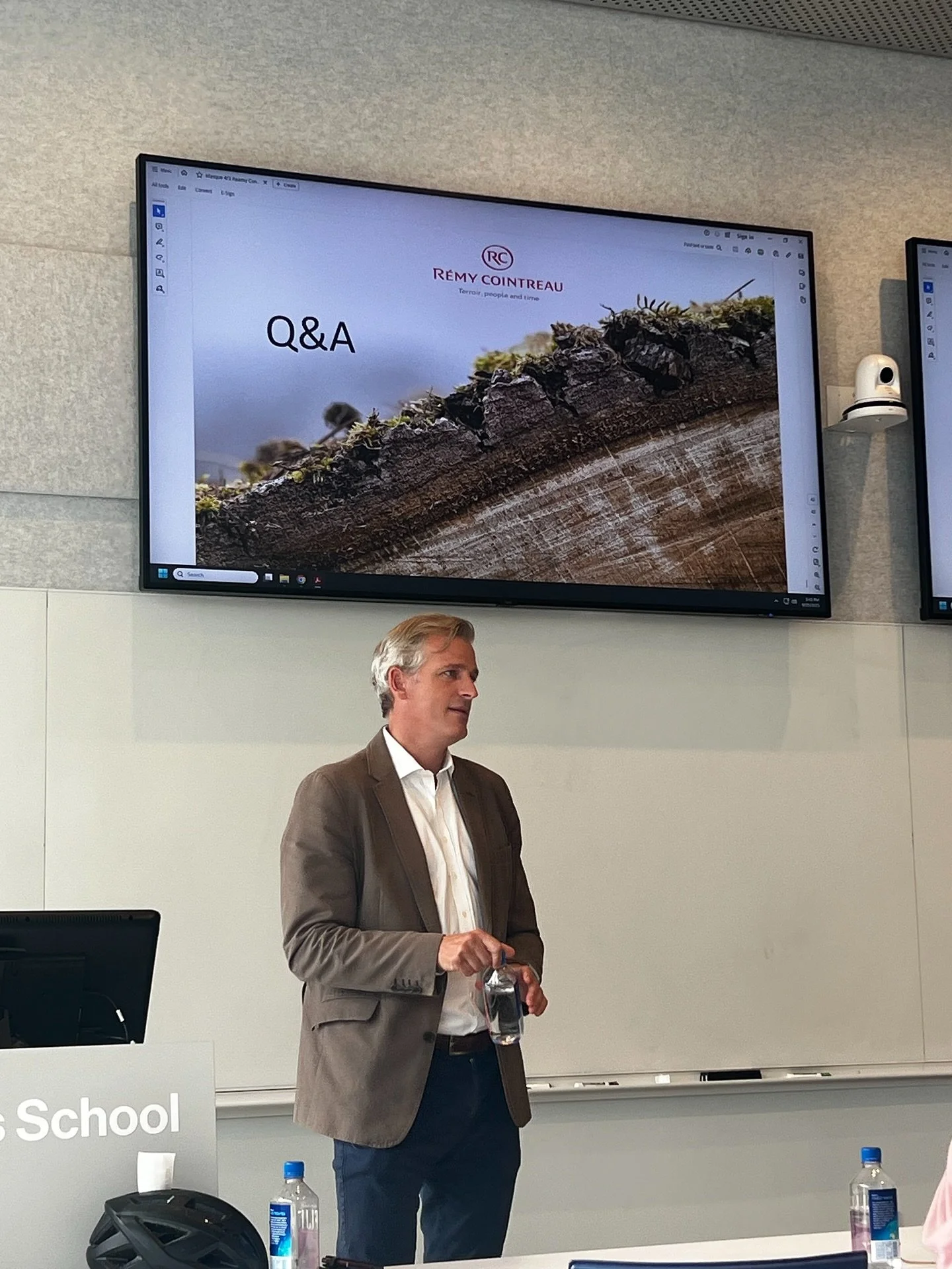 At the Luxury Approach Master Class this fall, we welcomed Nicolas Beckers, President &amp; CEO of R&eacute;my Cointreau Americas. Our students greatly appreciated his insights into leadership, brand excellence, and the future of experiential luxury.