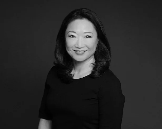 Executive Breakfast with Lahnie Strange, SVP/Global General Manager, Bobbi Brown