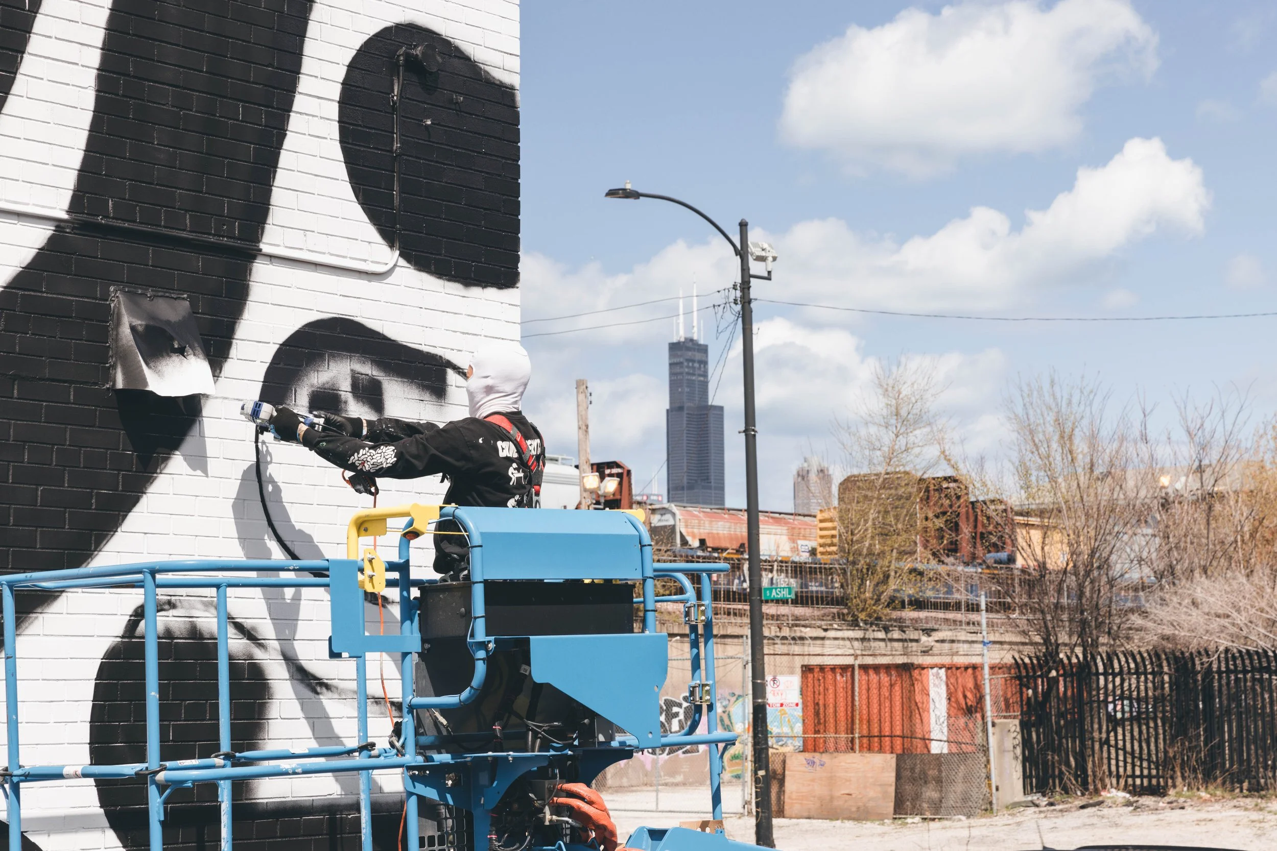 Mural 34.jpg