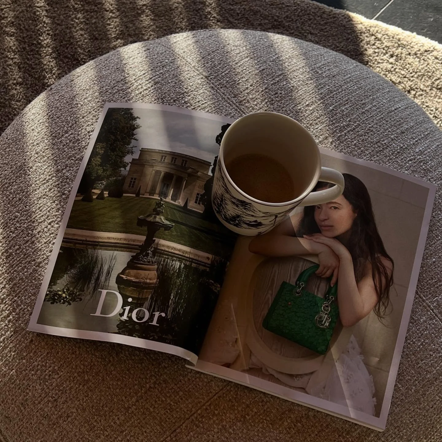 Slow January 🩵 

#ellegermany #diorbyjonathananderson #wishlistideas #life #mountains #dogsofinstagram #coffee