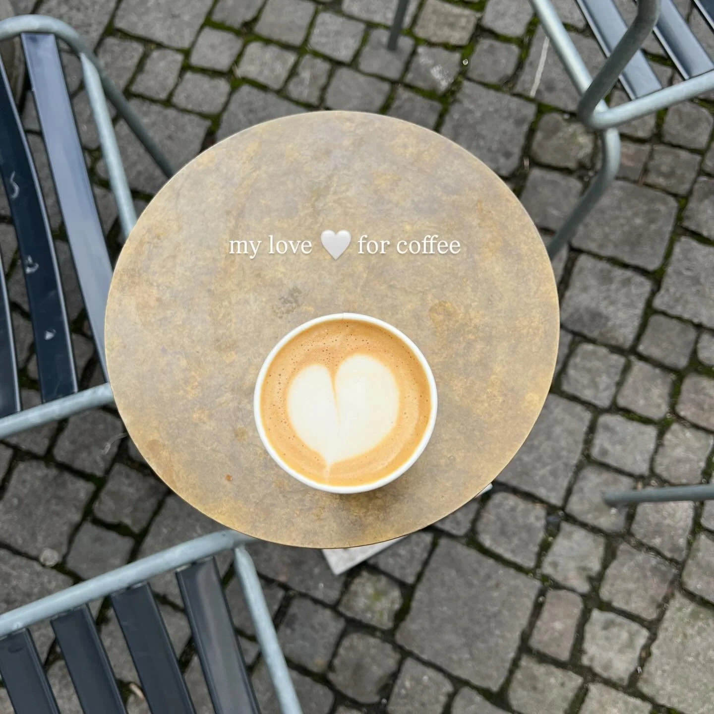 Penguins 🐧 at the coffee shop 🤍 

#dayinlife #citylife #zurich #switzerland #life #lifestyle