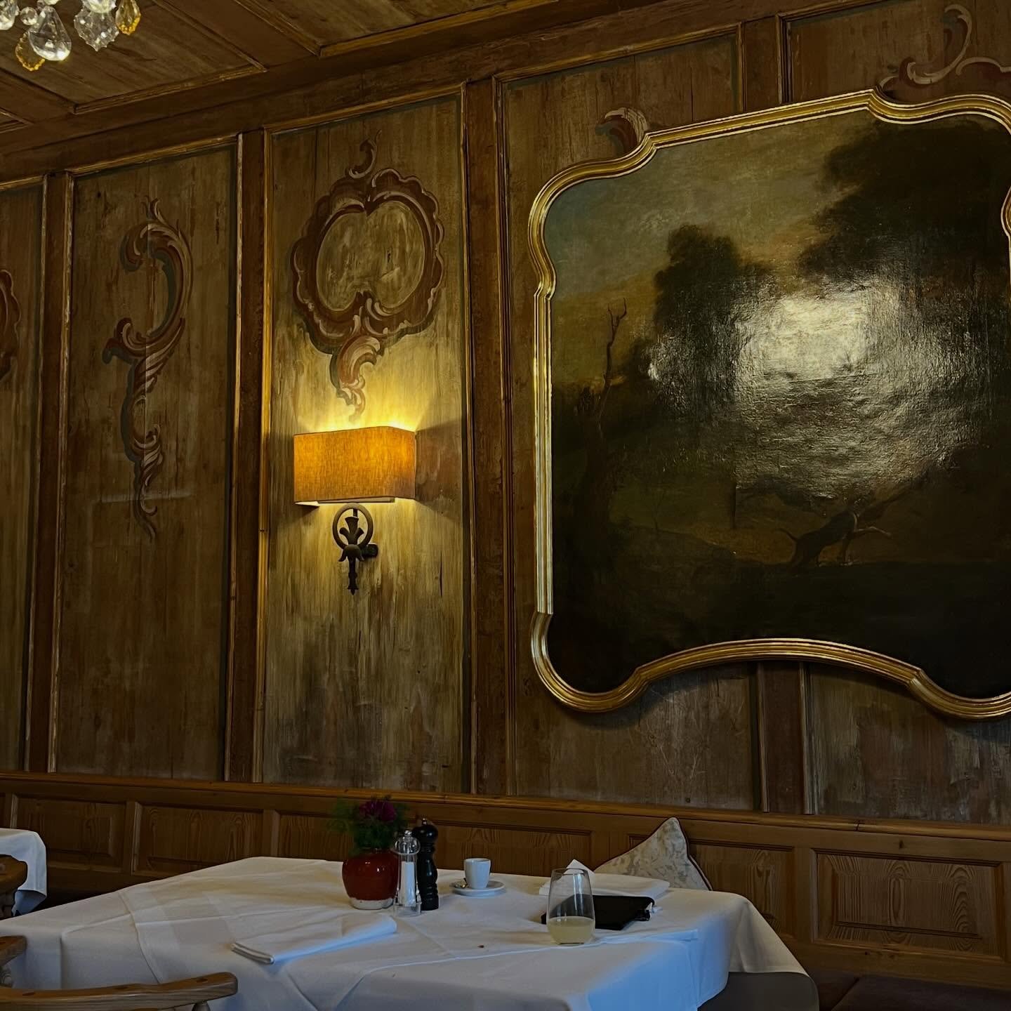 When in Munich 🤍 

One of the most charming restaurants inside and outside. @spatenhausanderoper