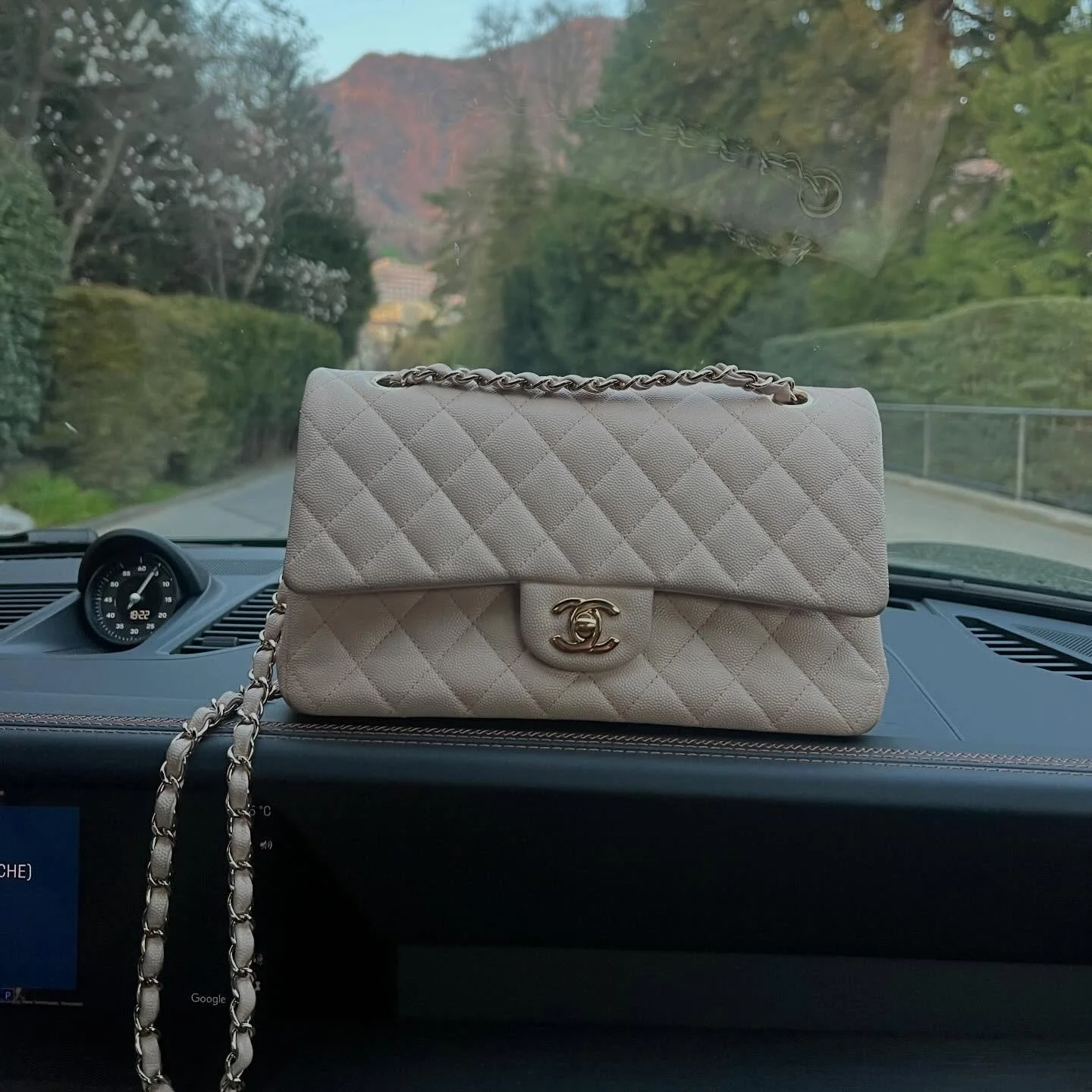 Duo 🍭 + 🩰 🤍 🎀 

#aesthetics #fashion #chanel