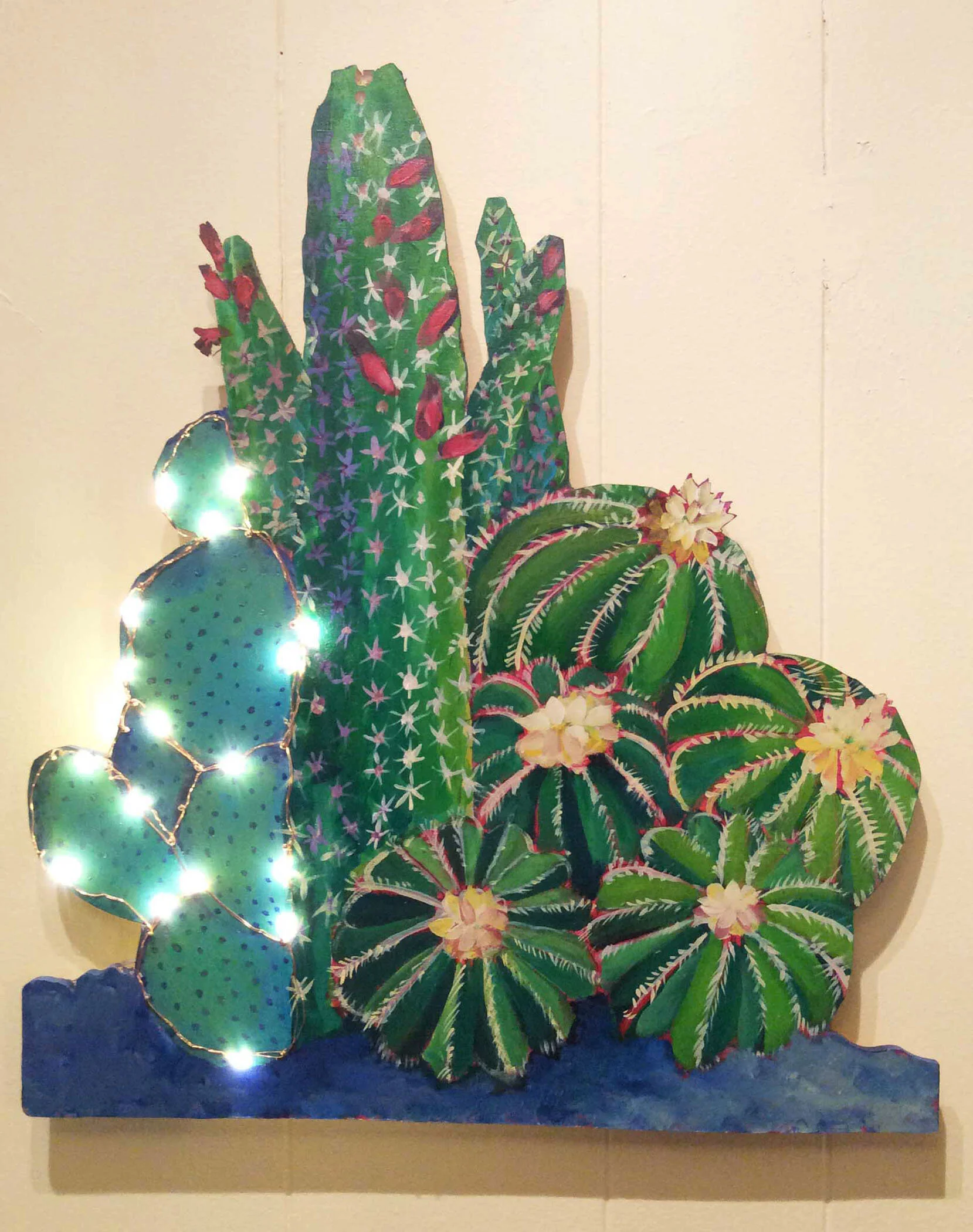 cactuscutoutlighton.jpg