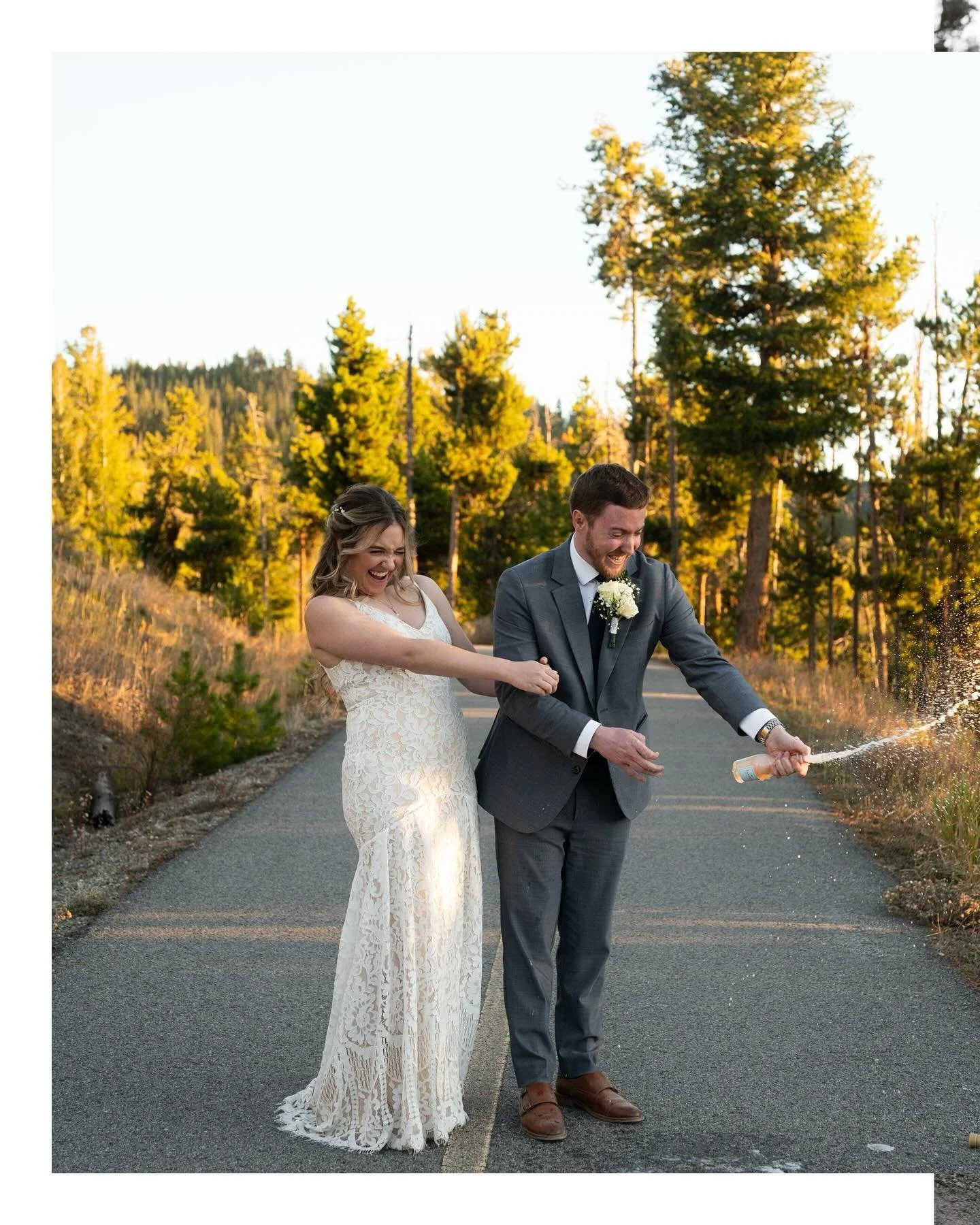 nothing was sweeter than this perfect Breckenridge elopement with Alyssa and Kyle. Cheers to the Erisman&rsquo;s forever! &bull;
&bull;
&bull;
&bull;
#reileycostaphotography #reileycosta #fortcollinsphotographer #weddingphotographer #elopementphotogr