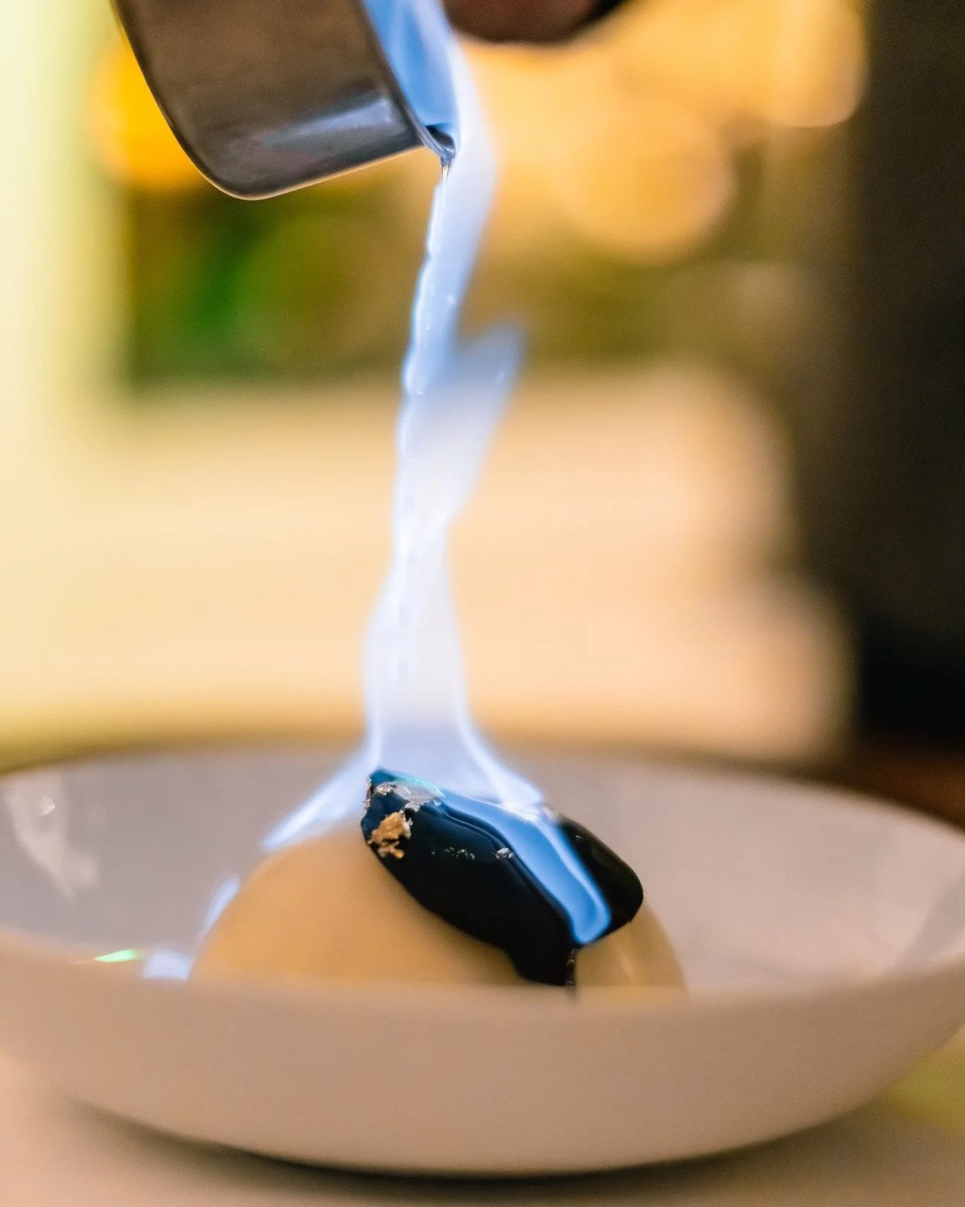 We&rsquo;ll just say this: photographing a flaming dessert is harder than it looks. 👀

Perfect timing, perfect light, and about three seconds before it&rsquo;s gone. 

Client: @betulaaspen

Aspen food photography + videography by High West Studios.
