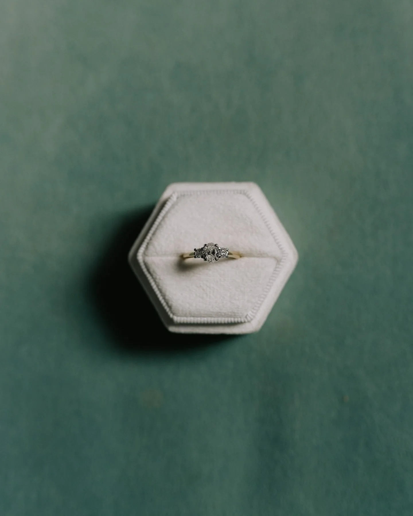 The before with Abi. Because every detail and moment deserves to be noticed and remembered. 

Dress @_houseofflora_ from @bridalindulgence 
Hair @the.bridalist 
Make up @elliemcgowanmakeup 
Venue @southendbarns