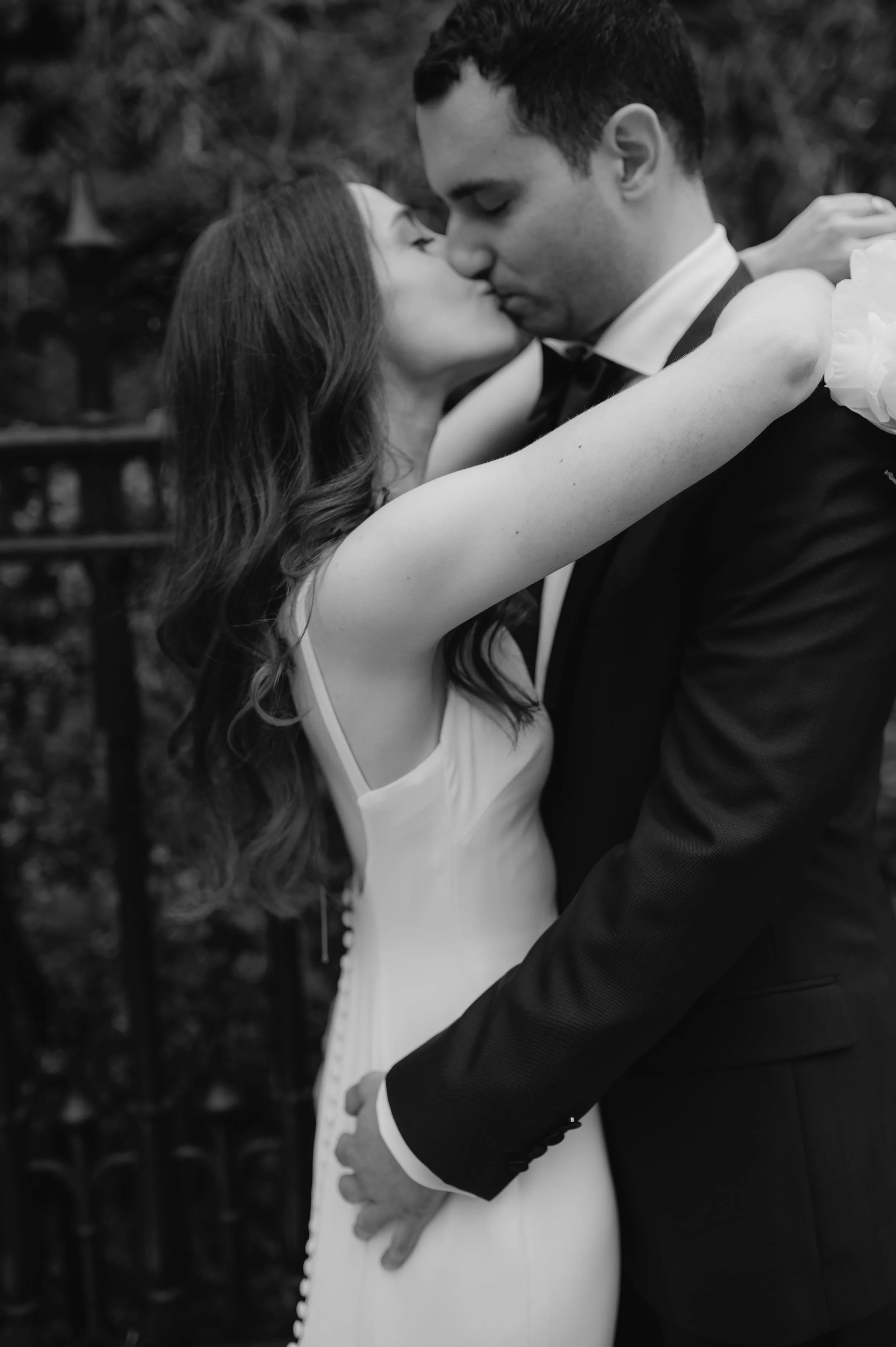 London wedding photography at Marylebone Town Hall bride and groom kissing