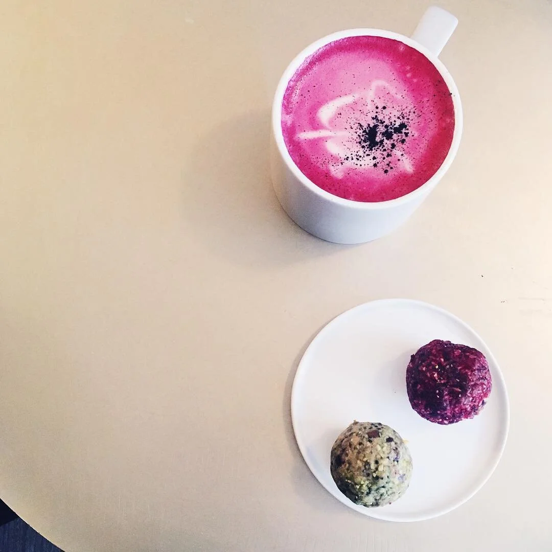 Beet-chatas and berry flavored bliss balls... @chillhousenyc, you are a dream. #I💕NY