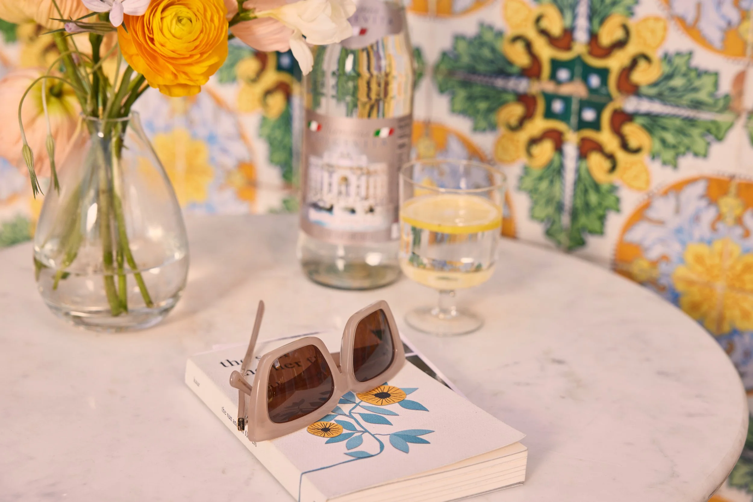 EE_JULY_25_26_STILL_LIFE_SUNGLASSES_022.jpg