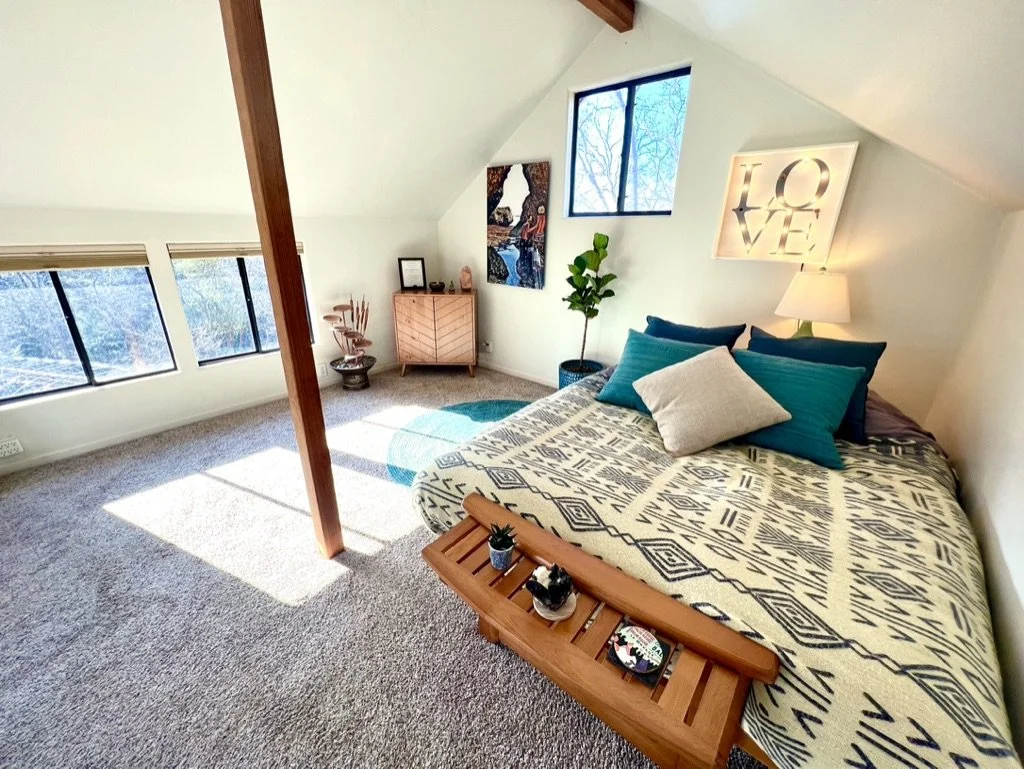 Goddess Room Windows (1).jpeg