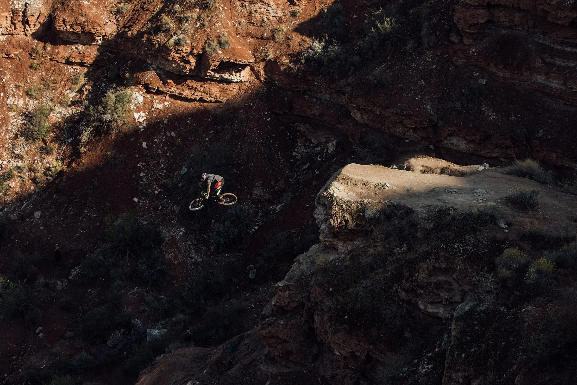 cam-zink-red-bull-rampage-2015-cliff-drop.jpg
