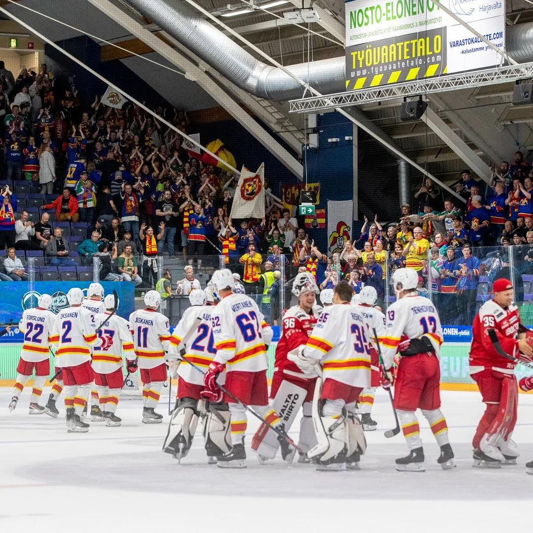 Fanien luoma tunnelma kosketti - "Todella hienoa"