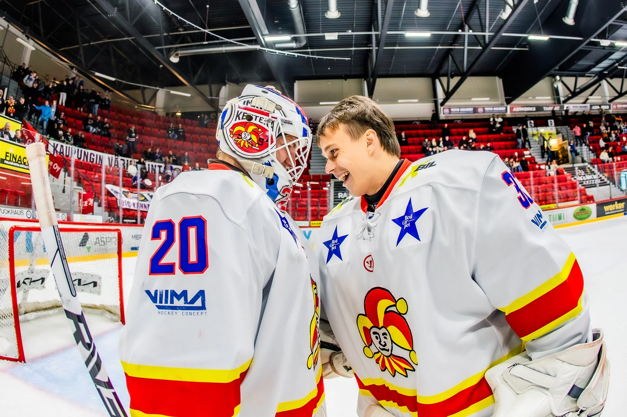 Maalit toisessa erässä, iso taistelu kolmannessa - katso kuvat