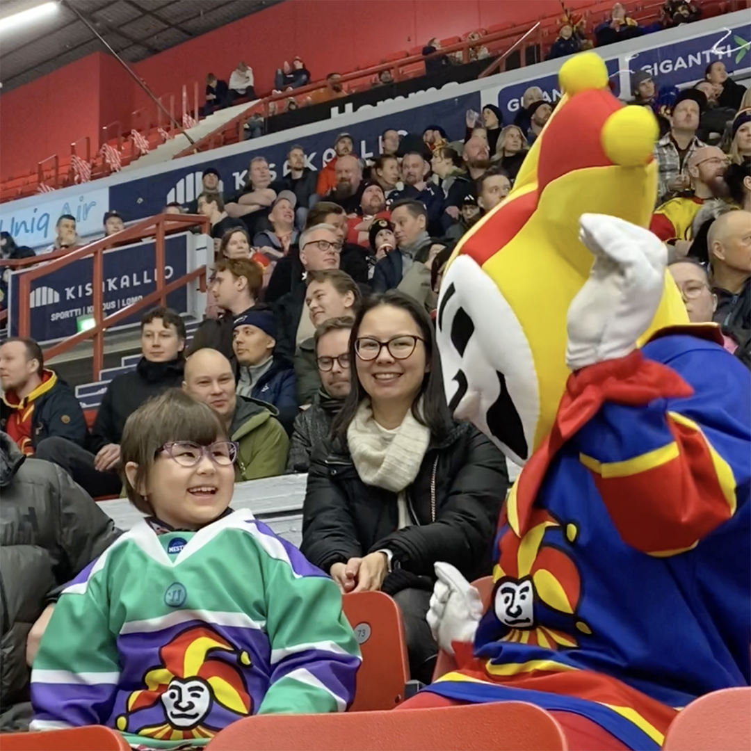 Seitsemänvuotias Adelina toipui syövästä ja on kunniavieraana lauantain pelissä