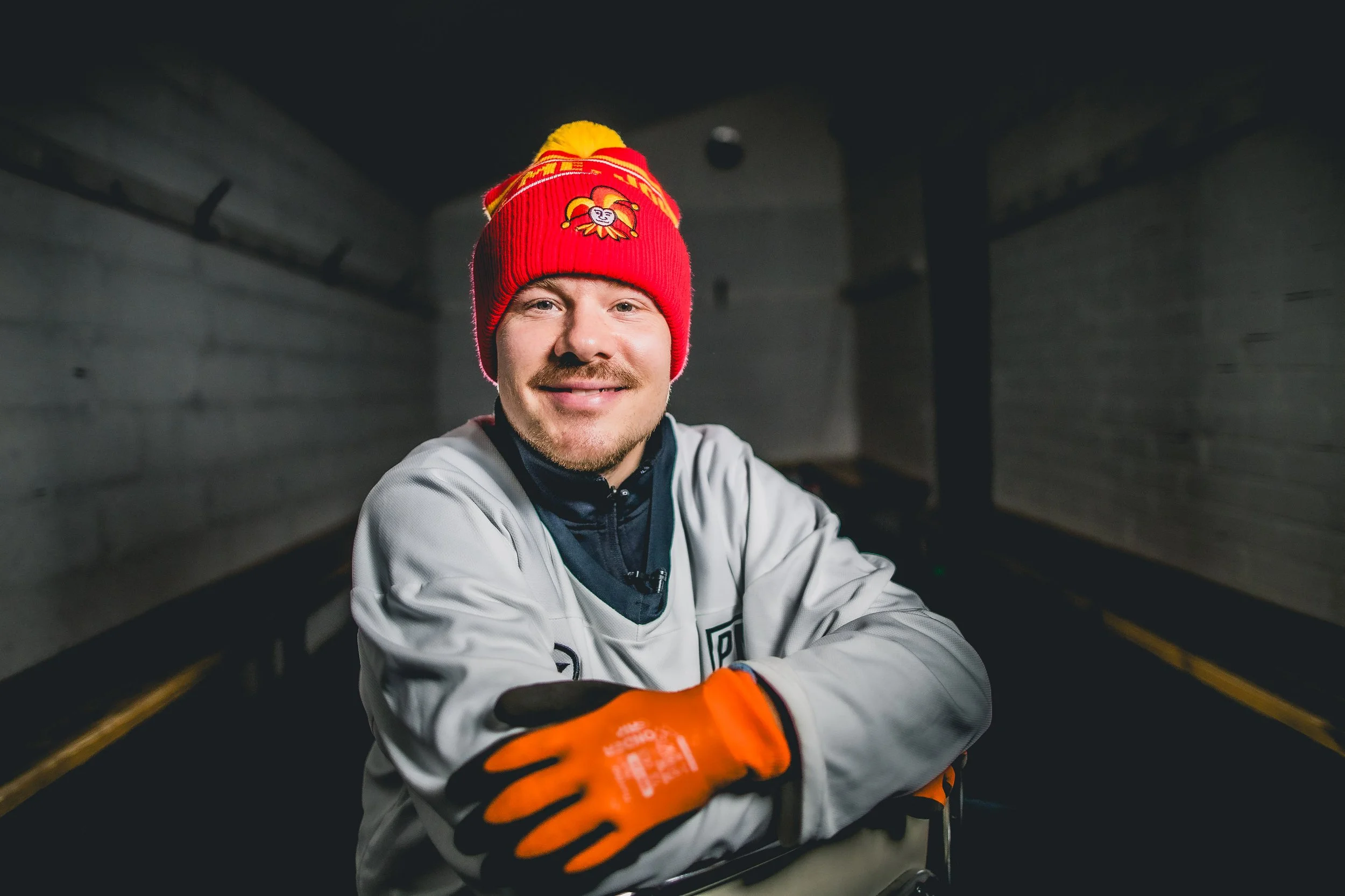 Ville Galle haluaa pelaajien nauttivan playoffseista: "Varsinkin, kun jokeripaitaa pääsee kantamaan"