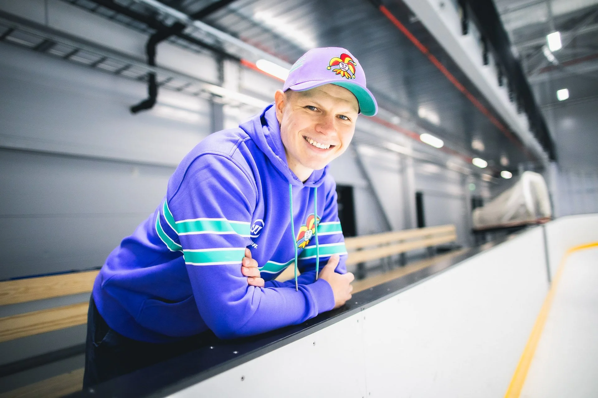 Laitahyökkääjä Ville Vainikainen Jokereihin – “Liiganousua kohti mennään, se on tavoitteena”