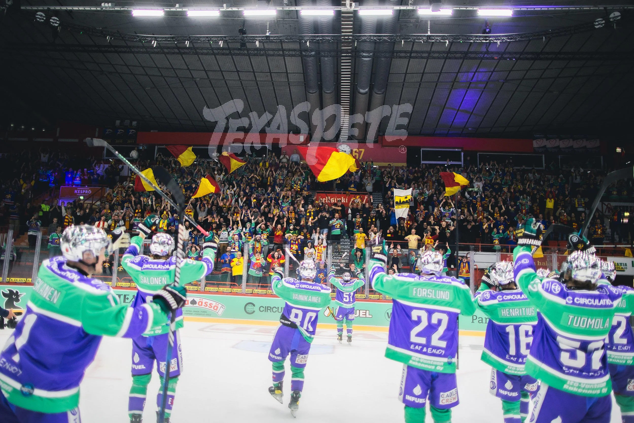 Otteluraportti: Toisen erän maalit kruunasivat Filppulan kotiinpaluun ja Dufvan debyytin penkin takana