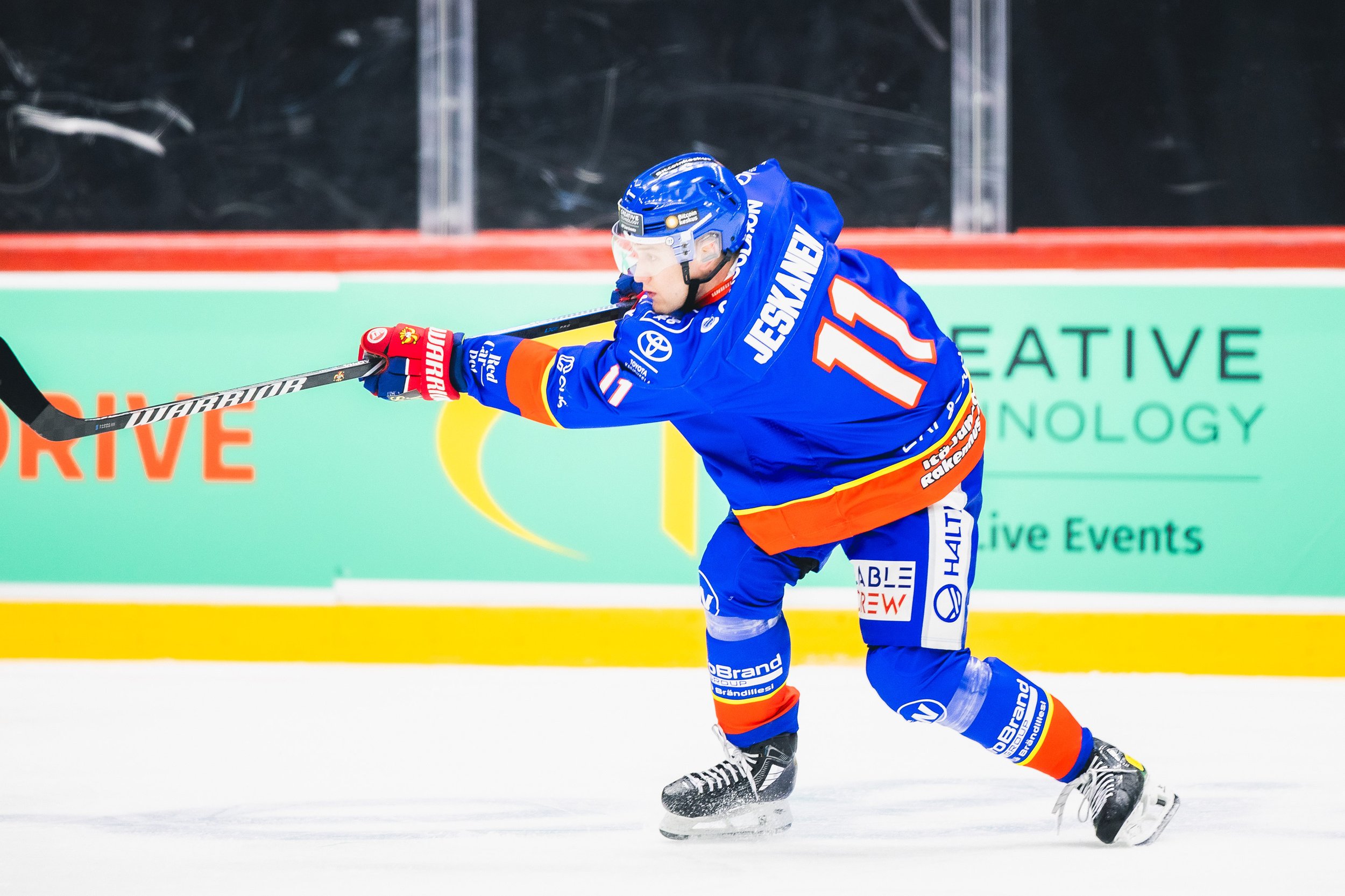 Otteluennakko: Jokerit hakee lauantaina revanssia kauden avauksesta Vantaalta - “Lyödään luu kurkkuun“