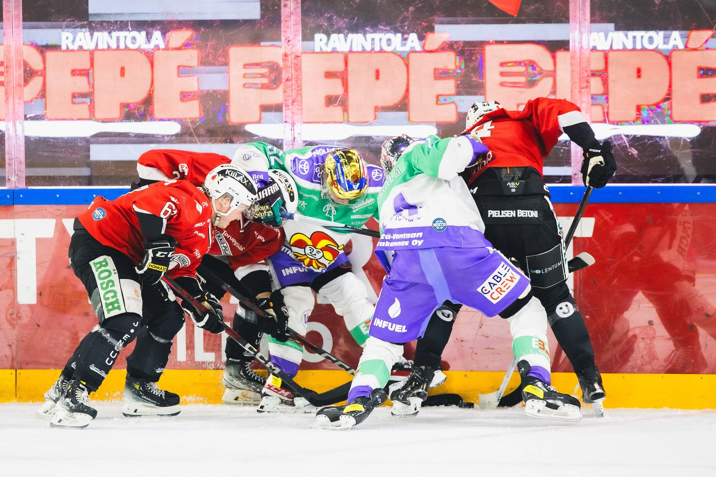 Suhoselle debyytti Jokereissa tänään Joensuussa - Katso kokoonpanot illan matsiin täältä