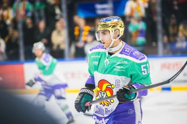 Syksyn Game Worn -vieraspaidat nyt huutokaupattavana