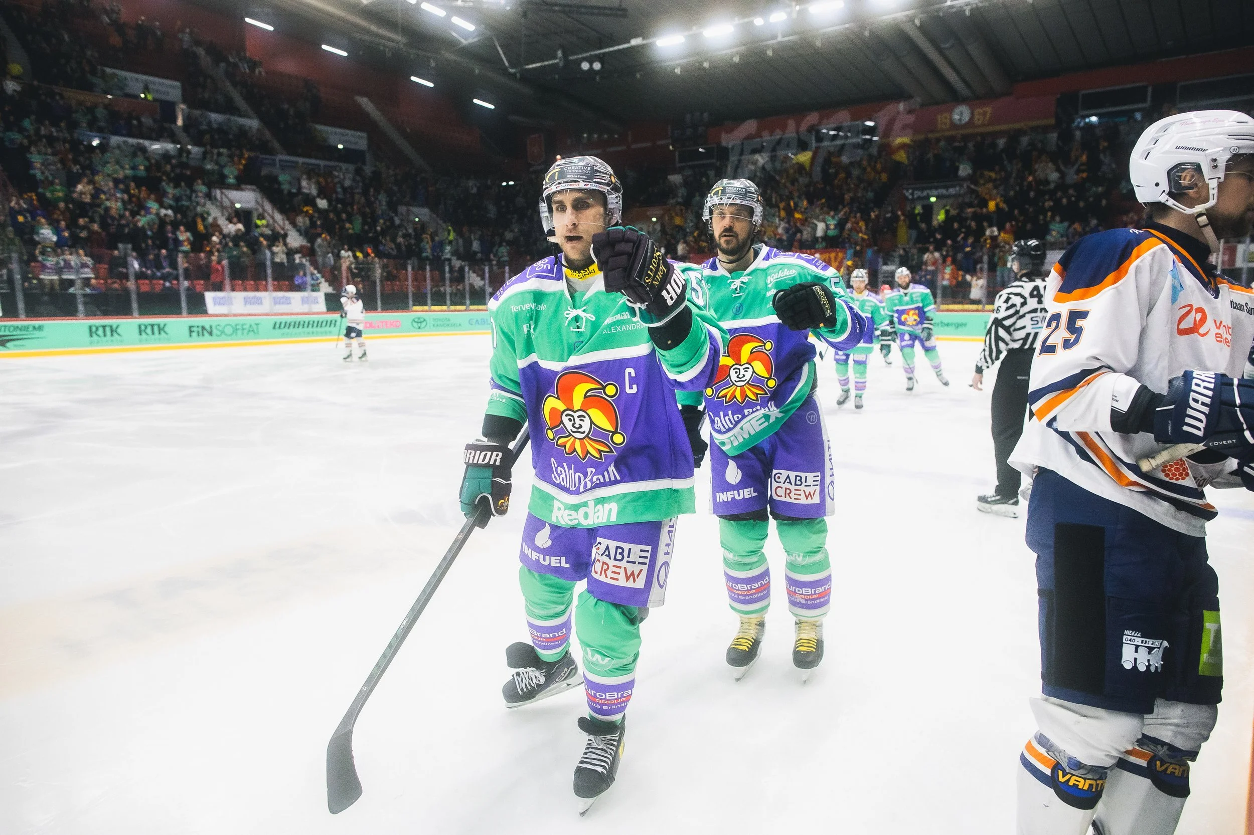 Välierät jatkuvat illalla Vantaalla - Tällä kokoonpanolla Jokerit lähtee hakemaan toista kiinnitystä