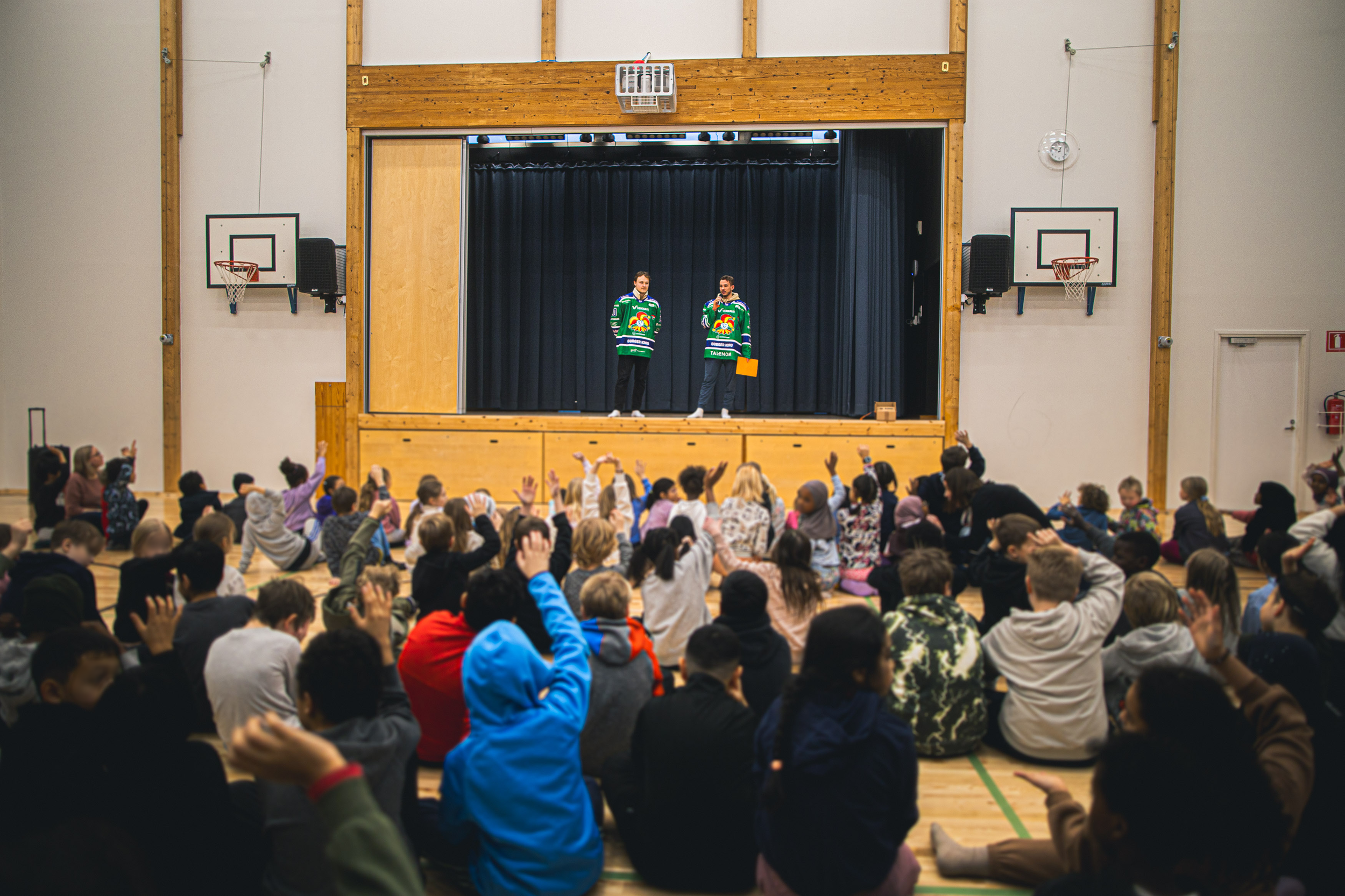 koulu-ja-scott-10 2.png