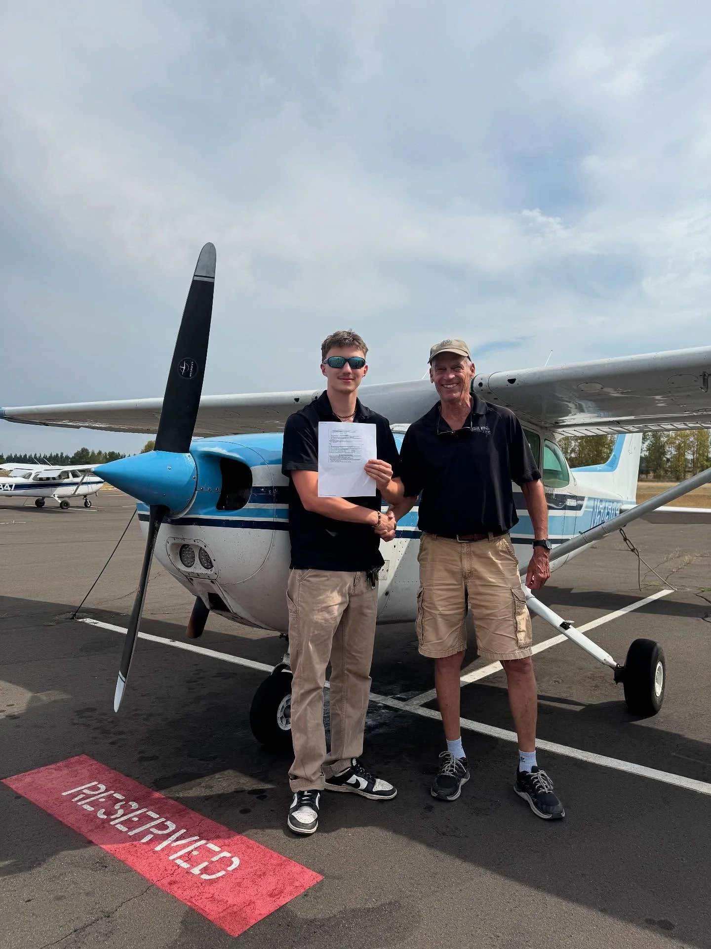 Congratulations Cole Kays on passing his private pilot checkride! 👏👏