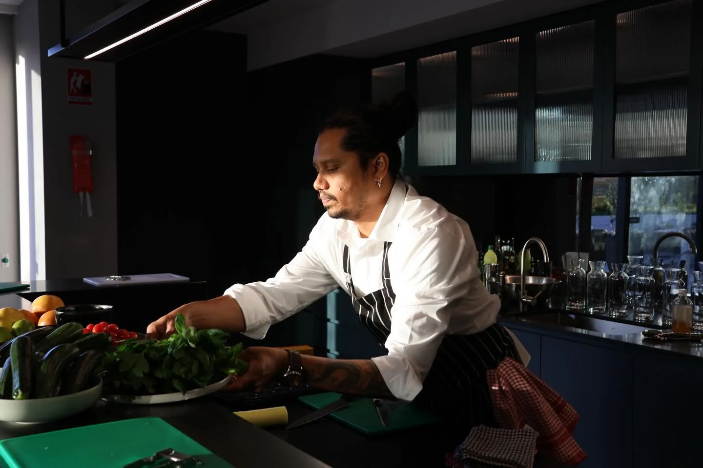 Our Zero-Waste Cooking Sessions show you how to turn &ldquo;minimum waste&rdquo; into &ldquo;maximum flavour.&rdquo; 
Whether it&rsquo;s a corporate team-building day or a family activity.
Master creative recipes that use every part of the ingredient