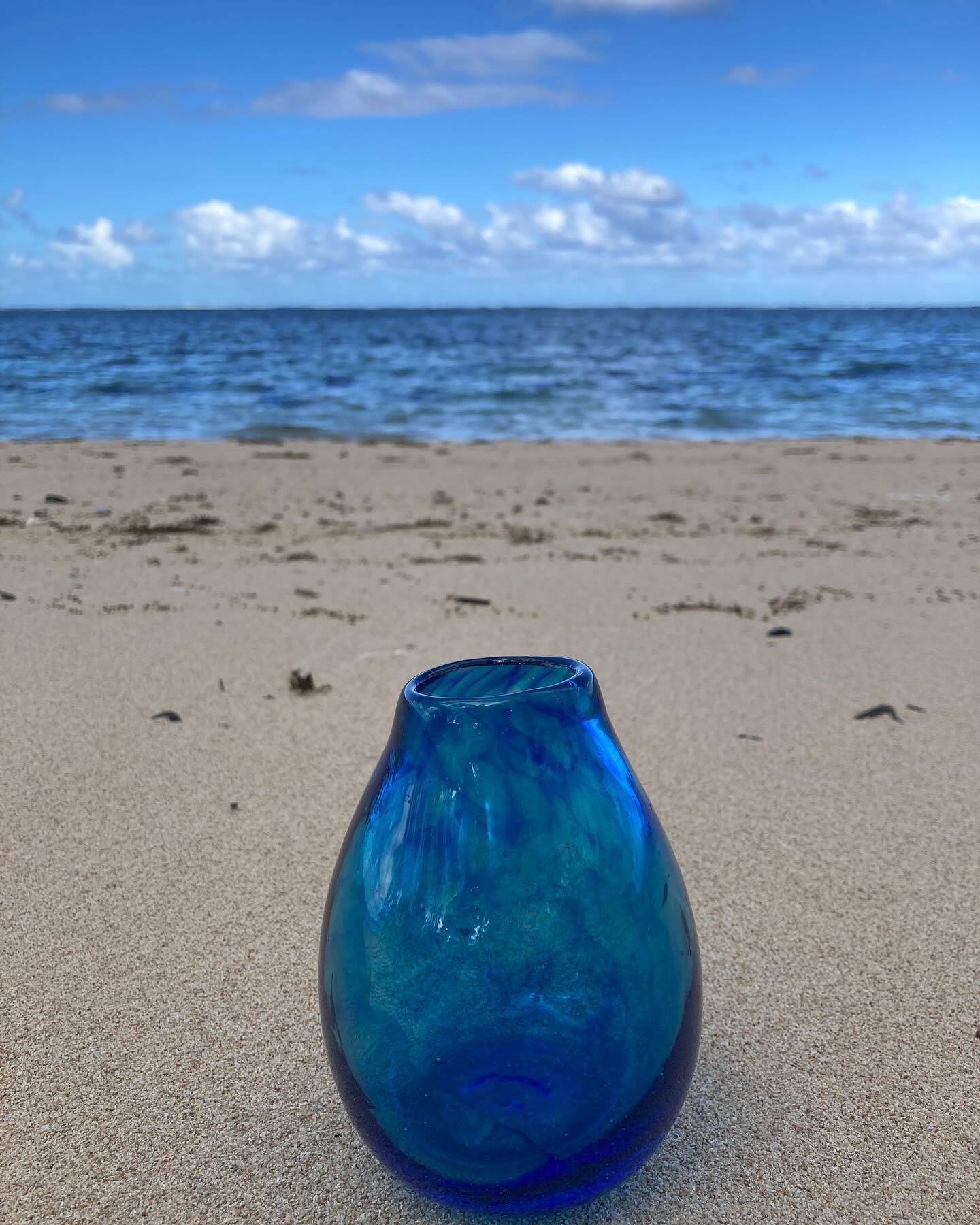 In Fijian Love Song, Ryan sets out to show Callie the best of the country and while researching things to do in Fiji, I came across @hotglassfiji. I&rsquo;m a big fan of hand blown glass and have been in a glass blowing studio in Gibraltar. So when I