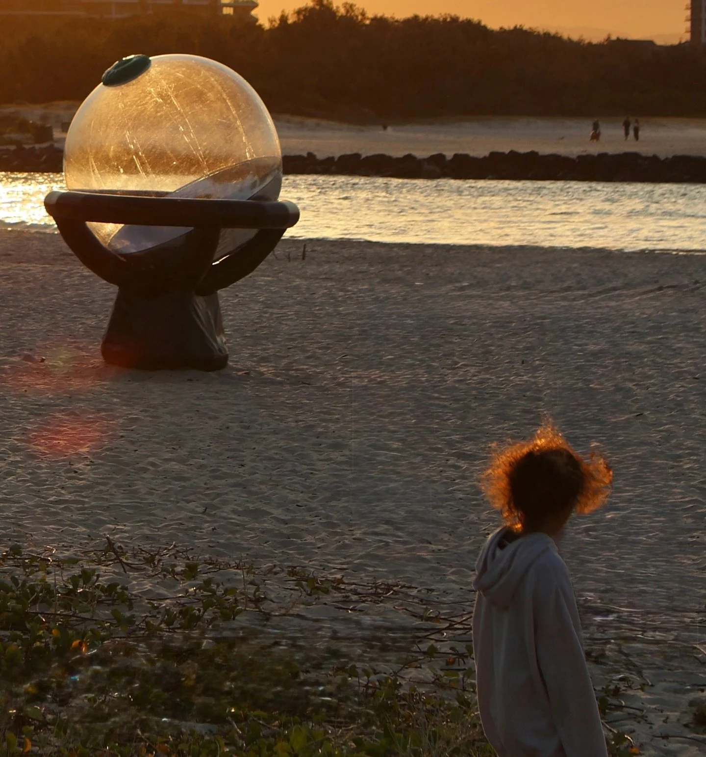 Bright Buoy - John McDonald 
@swellsculpture 
@kirrabeachhouse_au 
#swellsnap2025