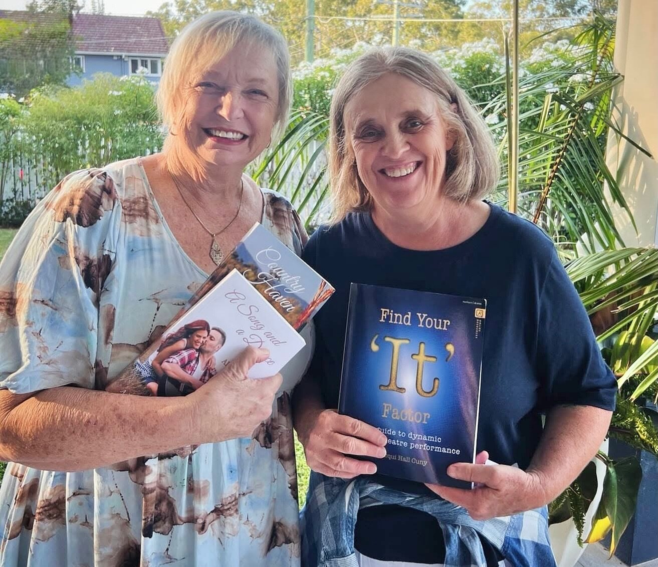 My lovely friend Jacqui Hall Cuny @cunyfamily has released her first book @findyouritfactor and was on hand to lend some support for my own book launch today. She&rsquo;s about ready for some light reading and I will likely find some character inspir