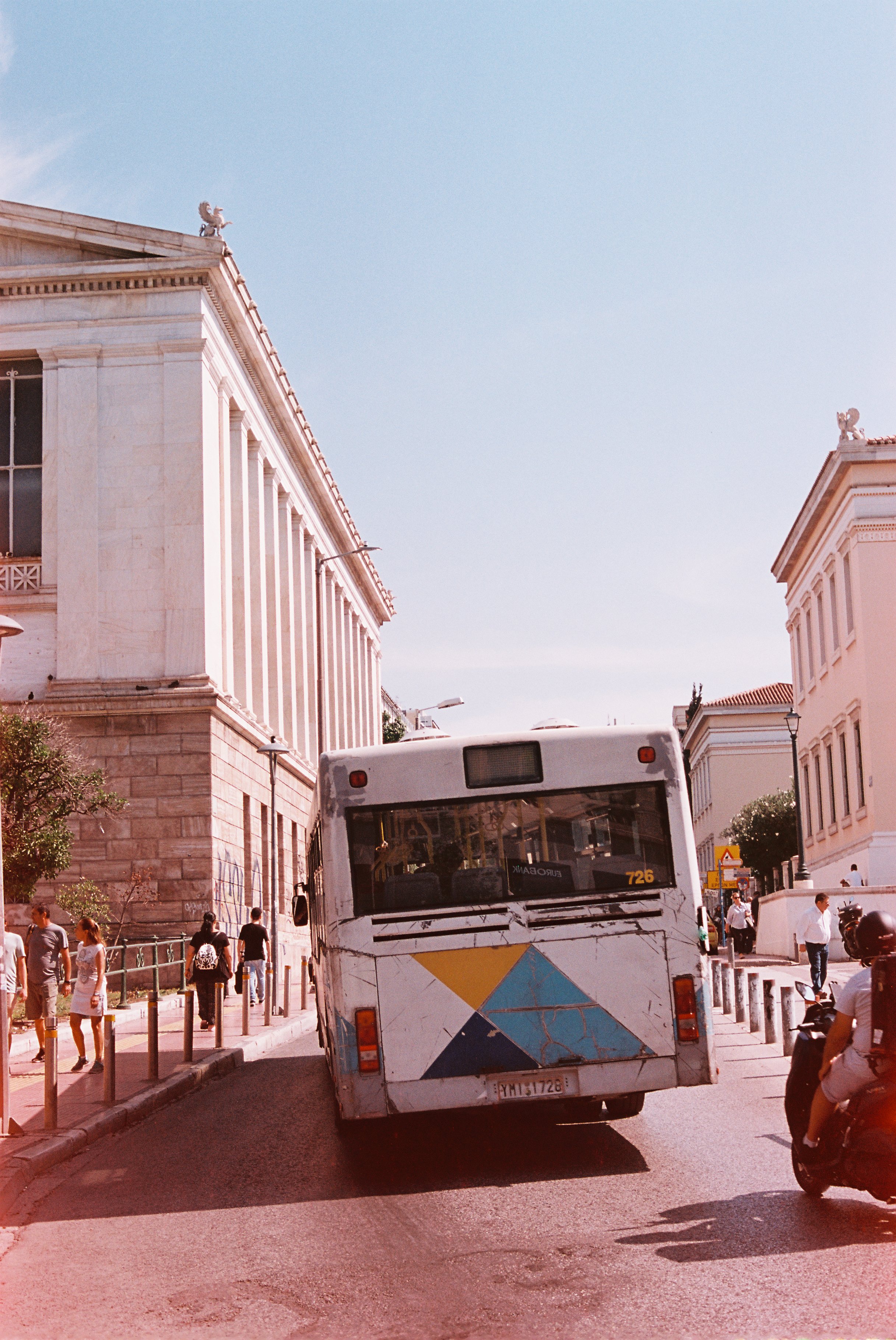 R1-05859-0002.jpg