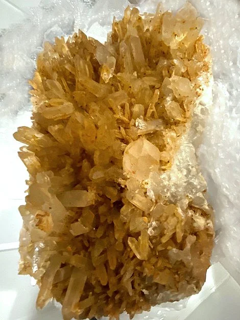 Quartz Cluster Lrg 1.2 Vert.jpeg