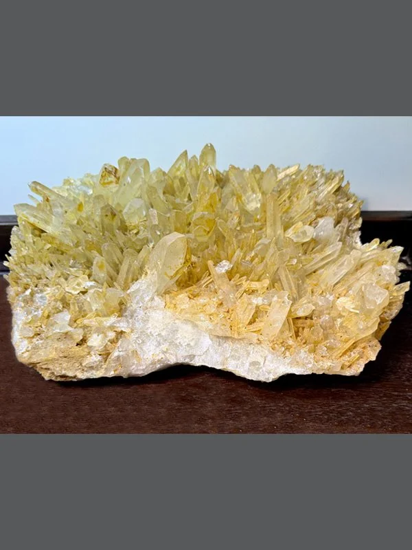 Quartz Cluster Lrg cropped.jpg