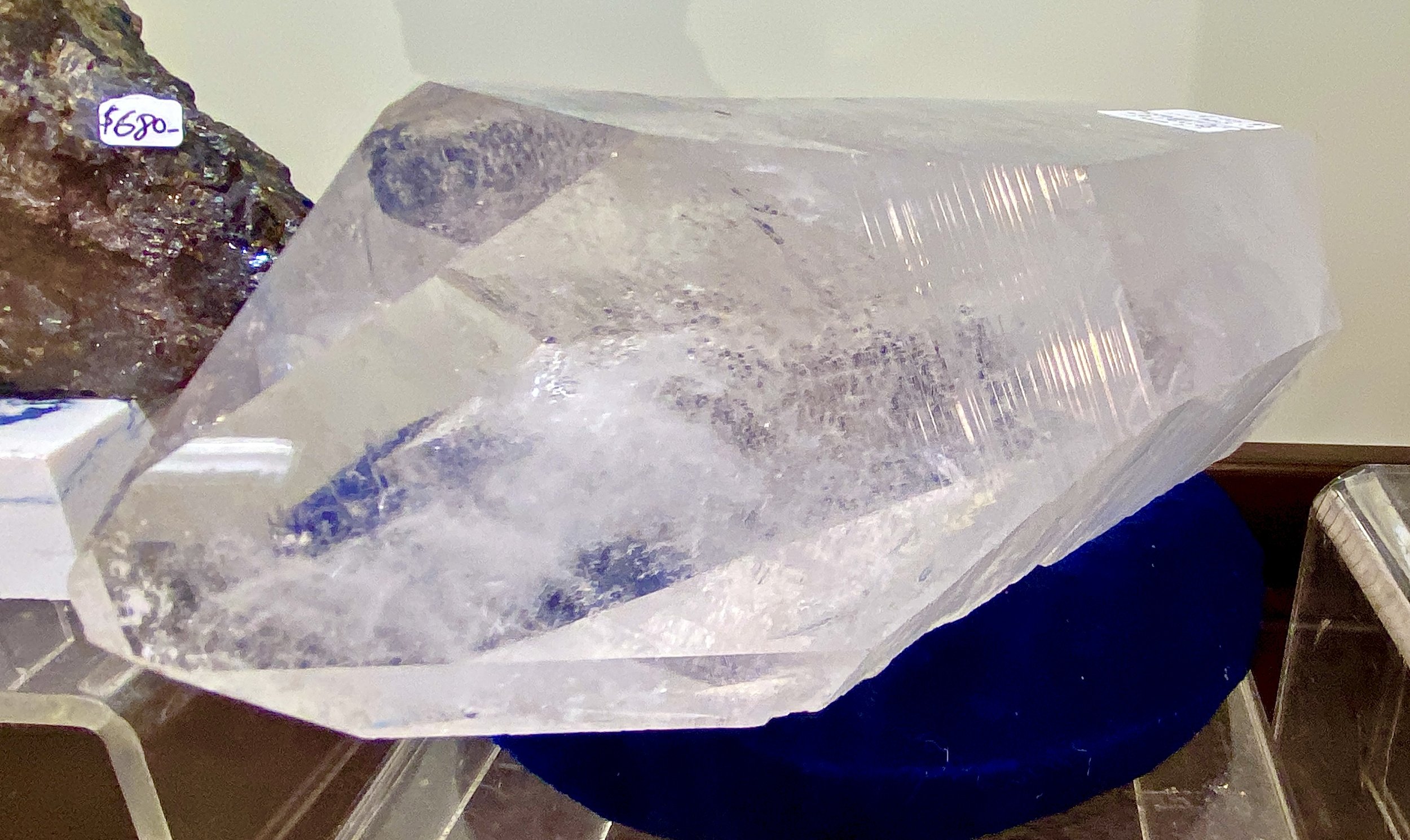 Quartz Point Lrg Clear 2.jpg