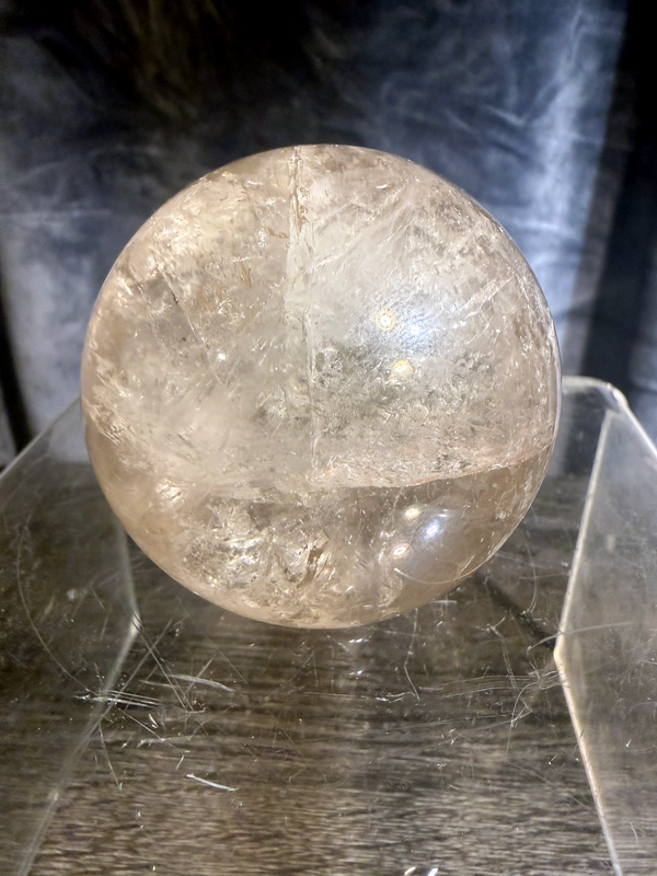 Quartz-Sphere-Clear-02.3.png