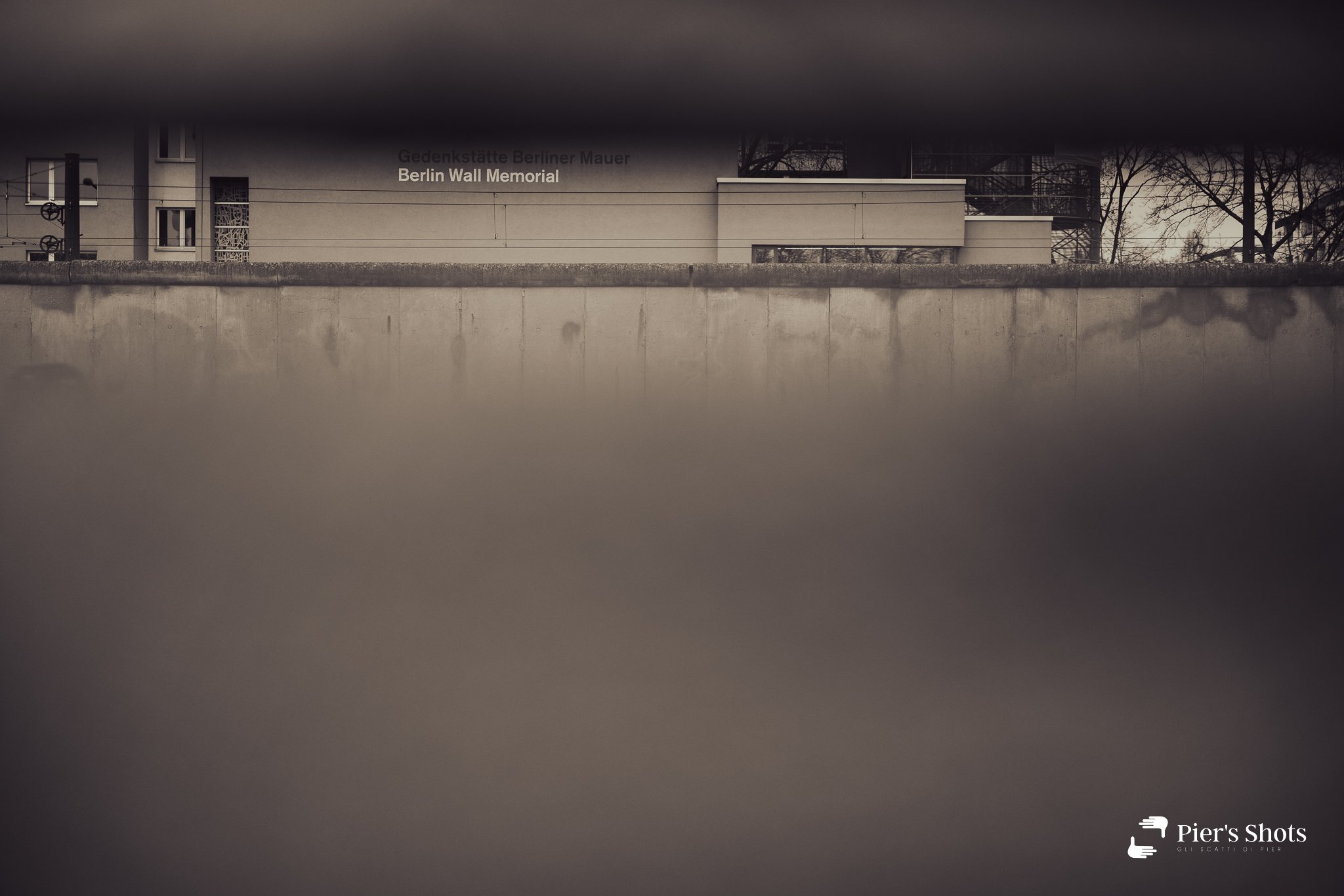 Attraverso il muro 2