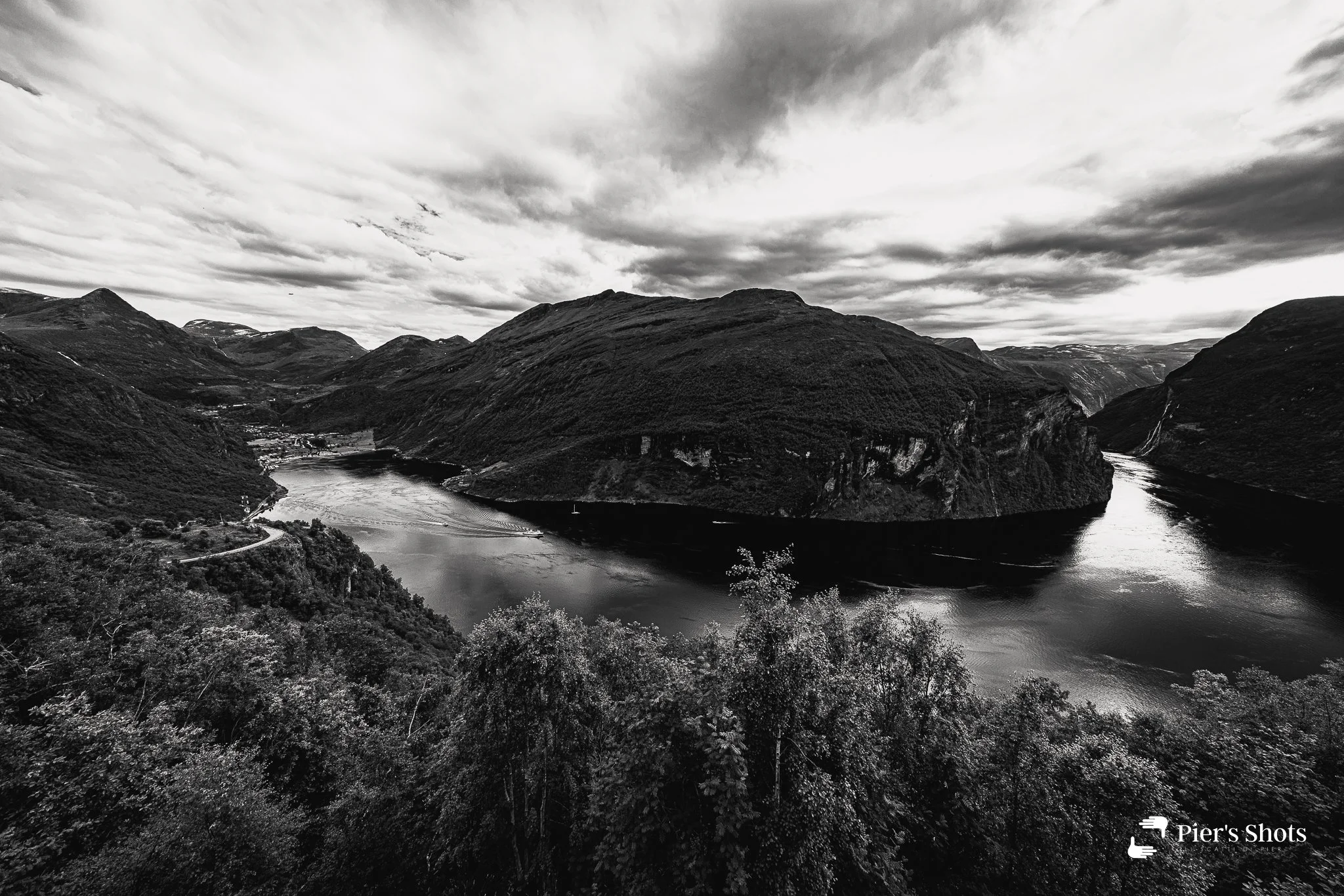 Fiordo di Geiranger 2