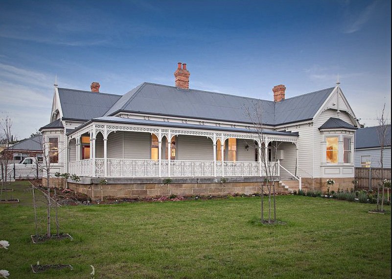 victorian_terrace_evening.jpg