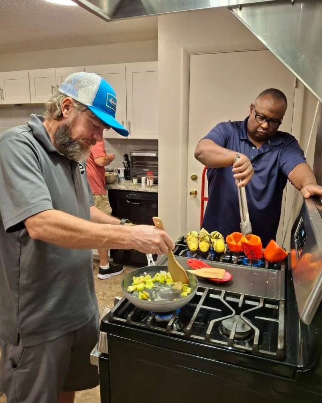 Today, guests at the Dignity House participated in a hands-on cooking class, using fresh vegetables they grew themselves! It&rsquo;s inspiring to see them build skills and enjoy the fruits (and veggies!) of their labor. 🌱 

A big thanks to Mike for 