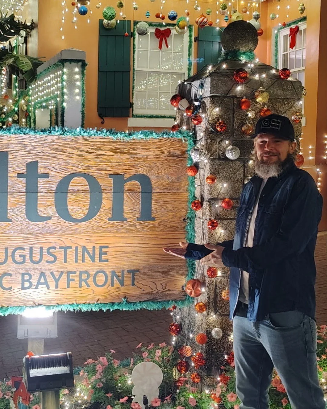 Big shoutout to our Dignity House volunteer, Mike, for taking Shane and Charles on a special trip to St. Augustine to see the Christmas lights! 🎄✨ They took lots of pictures and had a wonderful time!

#WearGloves #DignityNotDependency #Christmas #Th