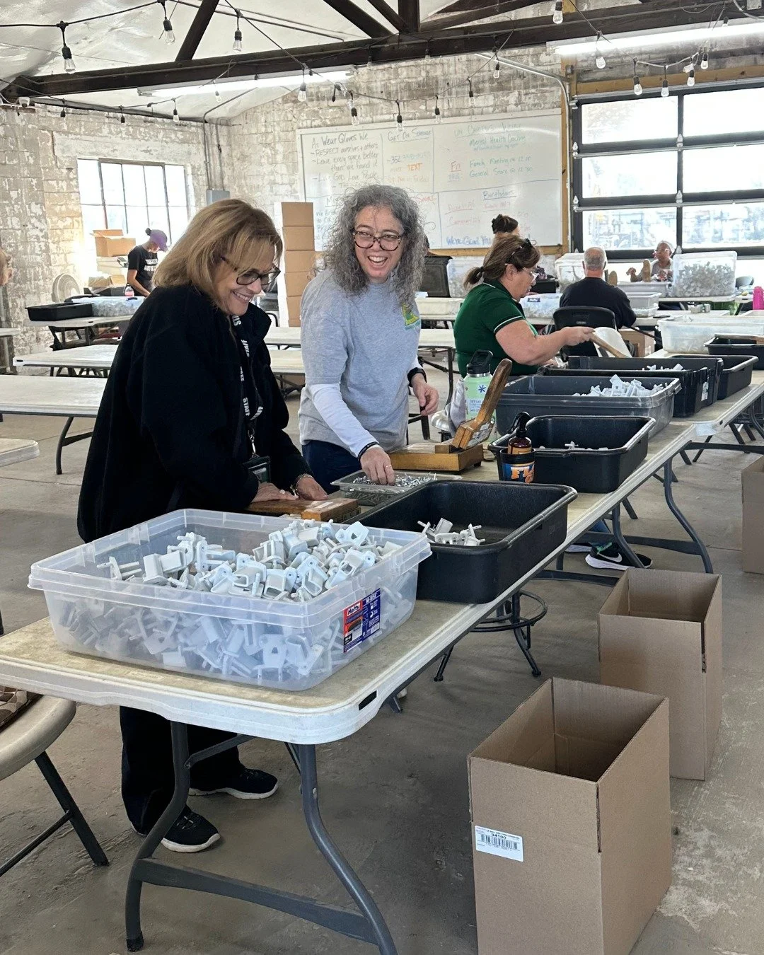 Thank you to the teachers at Trinity Catholic High School who came out and volunteered at Wear Gloves this afternoon! 

We loved seeing you work alongside our clients and we&rsquo;re so grateful for your time, energy, and heart.

#WearGloves #Dignity