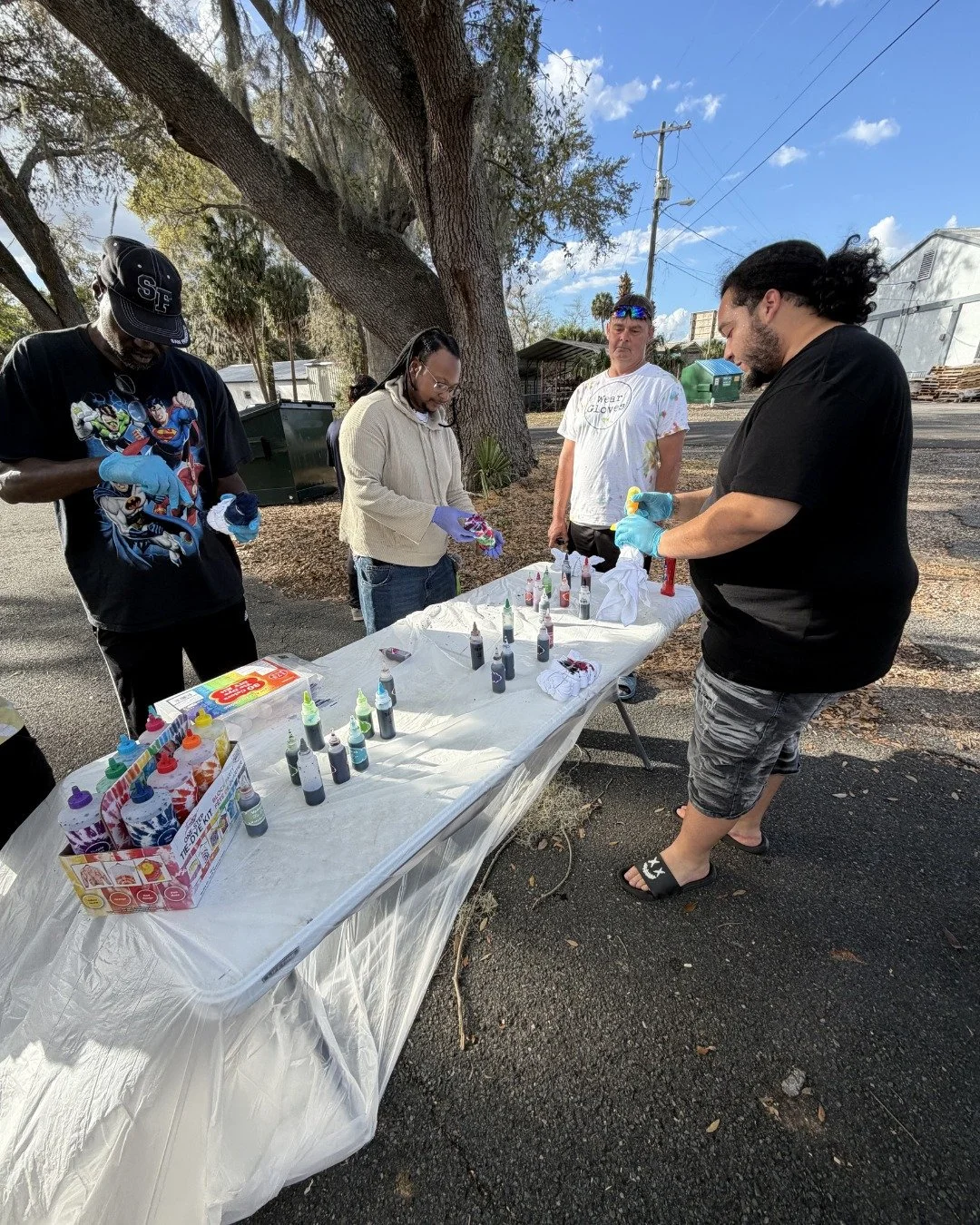 We had some fun with tie-dye this week at Dignity House!

Thanks, Rachel, for leading this class and creating a fun opportunity to build community and encourage self-expression.

#WearGloves #DignityNotDependency #DignityHouse #Art #ThankYou #TieDye
