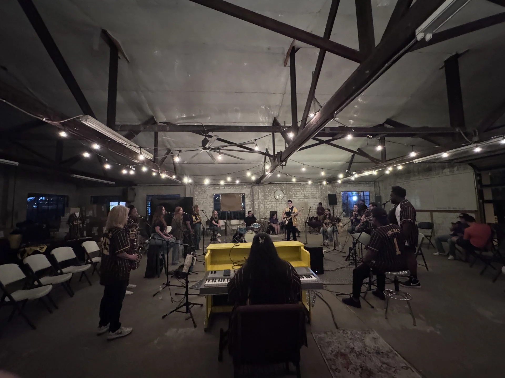 We loved hosting @theroomsliving for a night of worship and community. Thanks to everyone who joined us! 

#WearGloves #DignityNotDependency #Music #Ocala #Worship