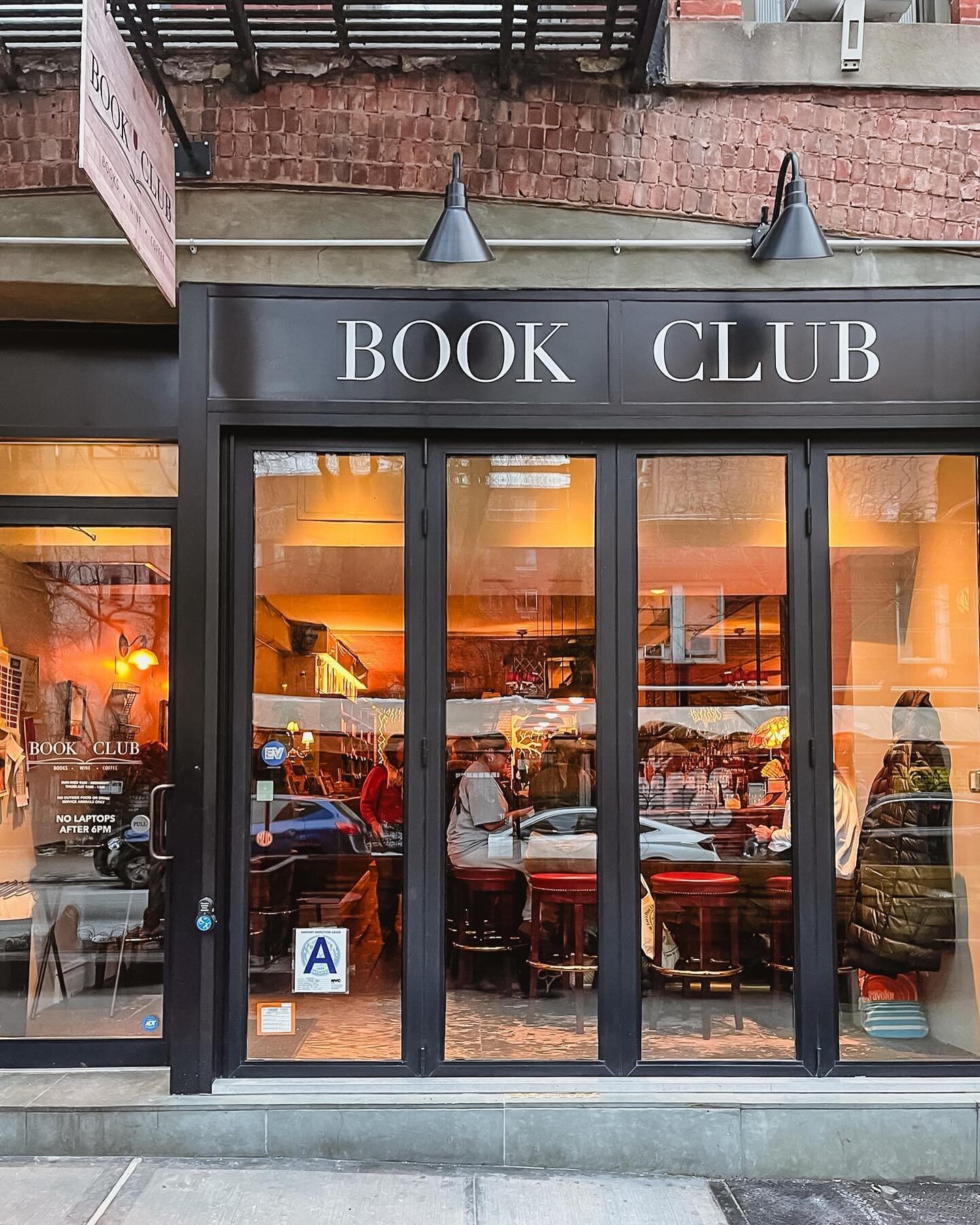 @bookclubbar in the East Village is an independent bookstore featuring top-notch coffee, beer, wine, and cocktails. No laptops after 6!! Check link in bio for upcoming events. Anybody remember No Malice Palace?!?!This is there now. Where do you go da
