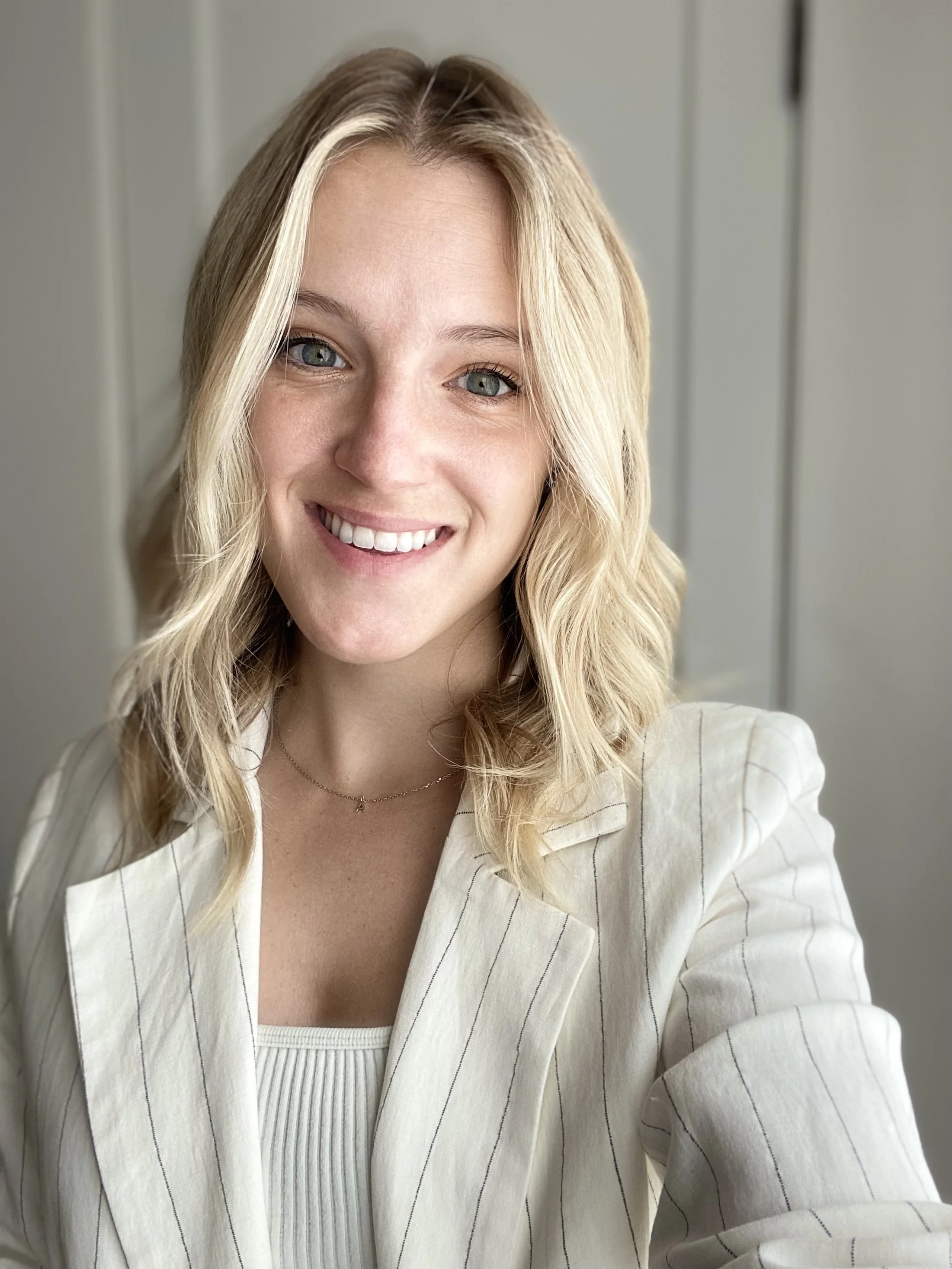 Christian therapist with weekend availability and experience with anxiety and EMDR