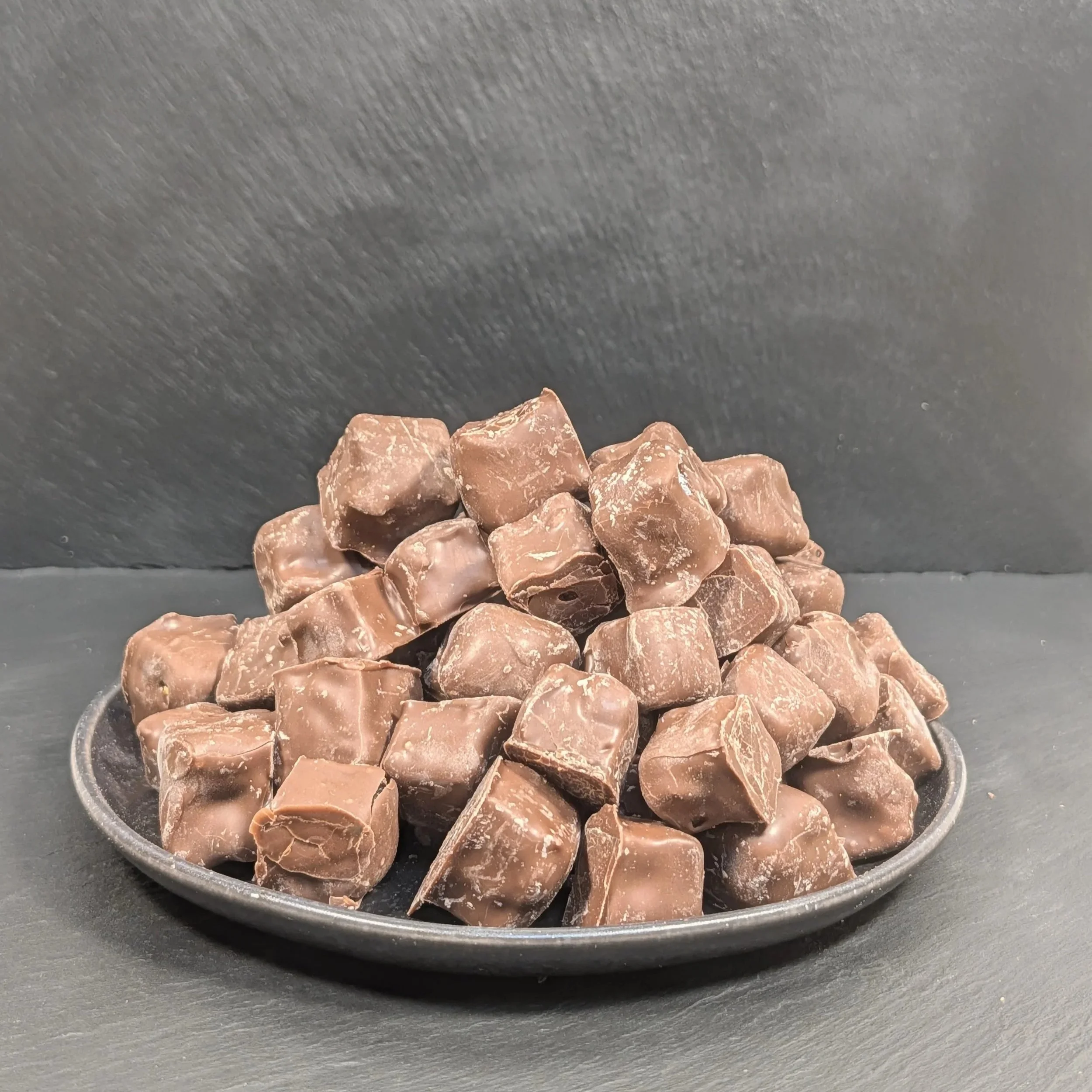 Turkish Delight Cubes with Pistachios & Chocolate