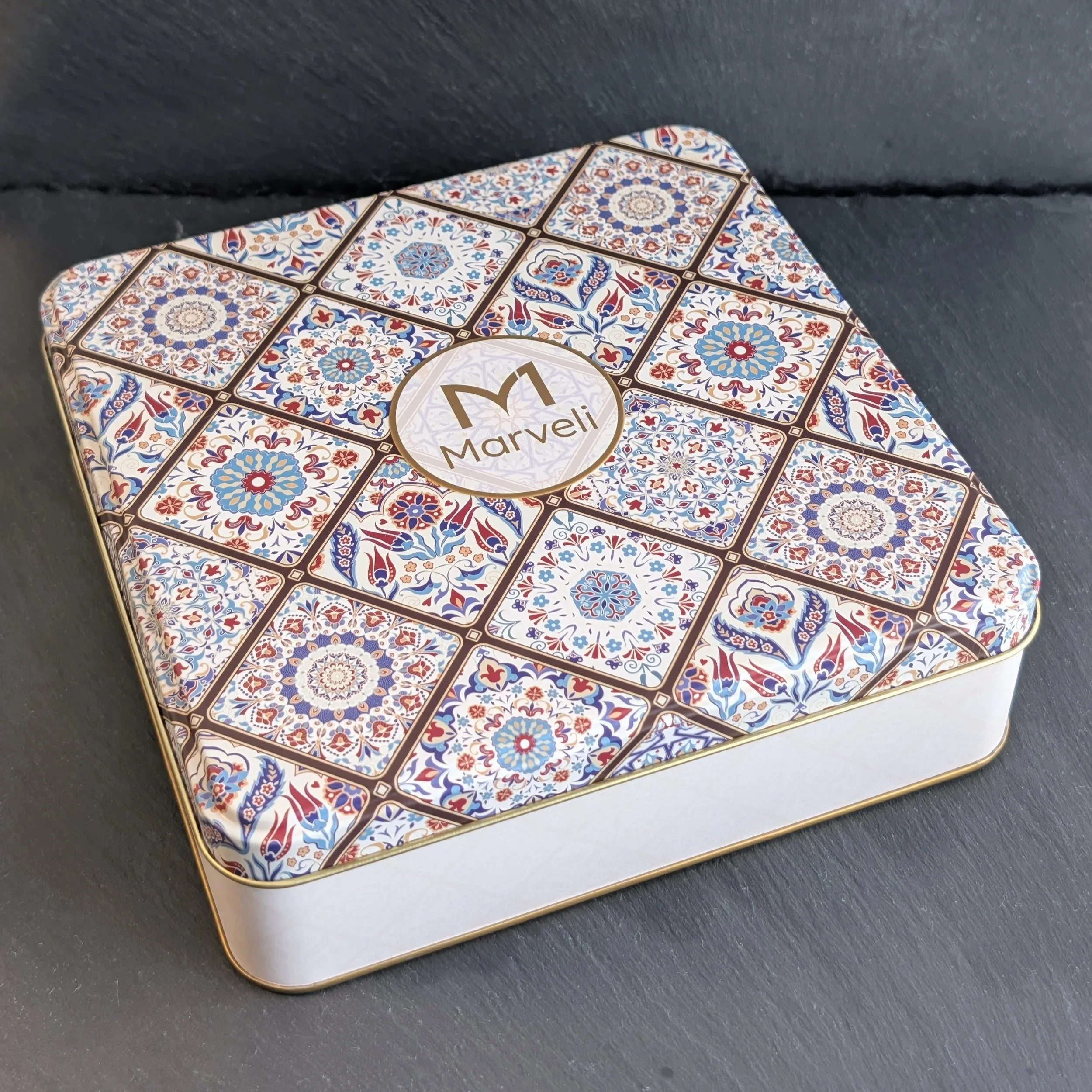 marveli-premium-aluminium-tin-turkish-delight-gift-3.jpg (Copy)