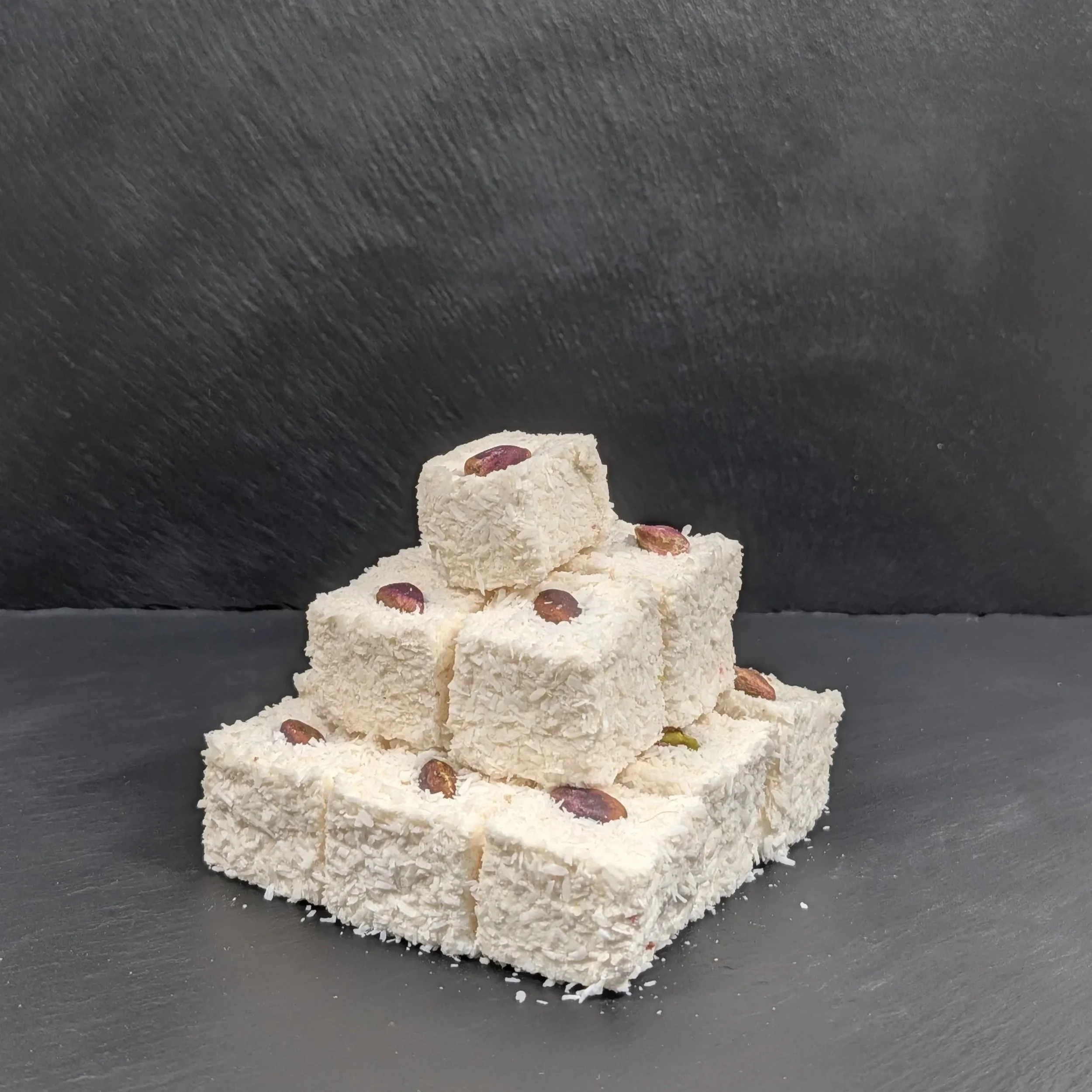 Turkish Delight Lokum Sultan with Vanilla Flavour, Pistachio and Coconut